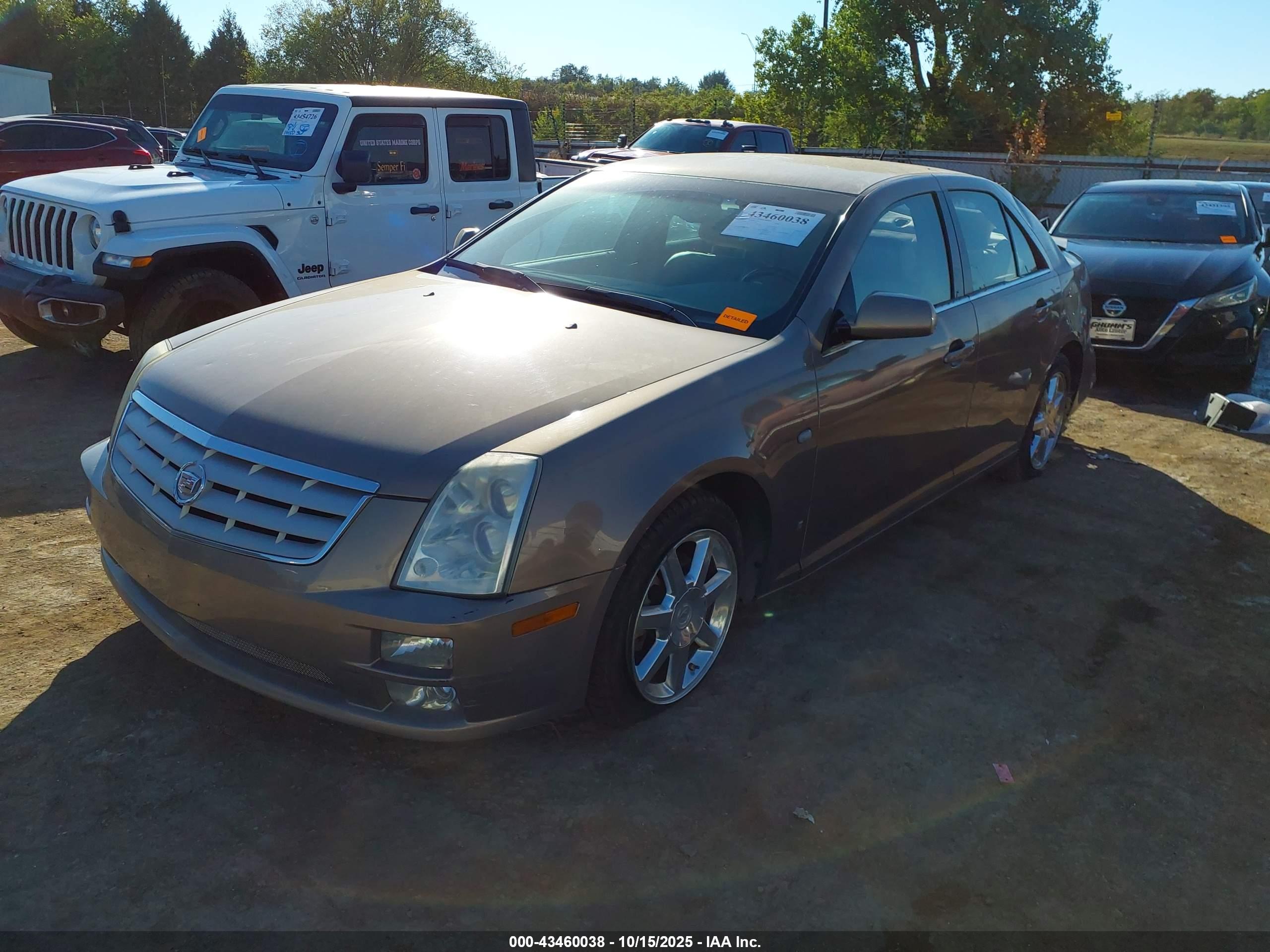 CADILLAC STS image 2