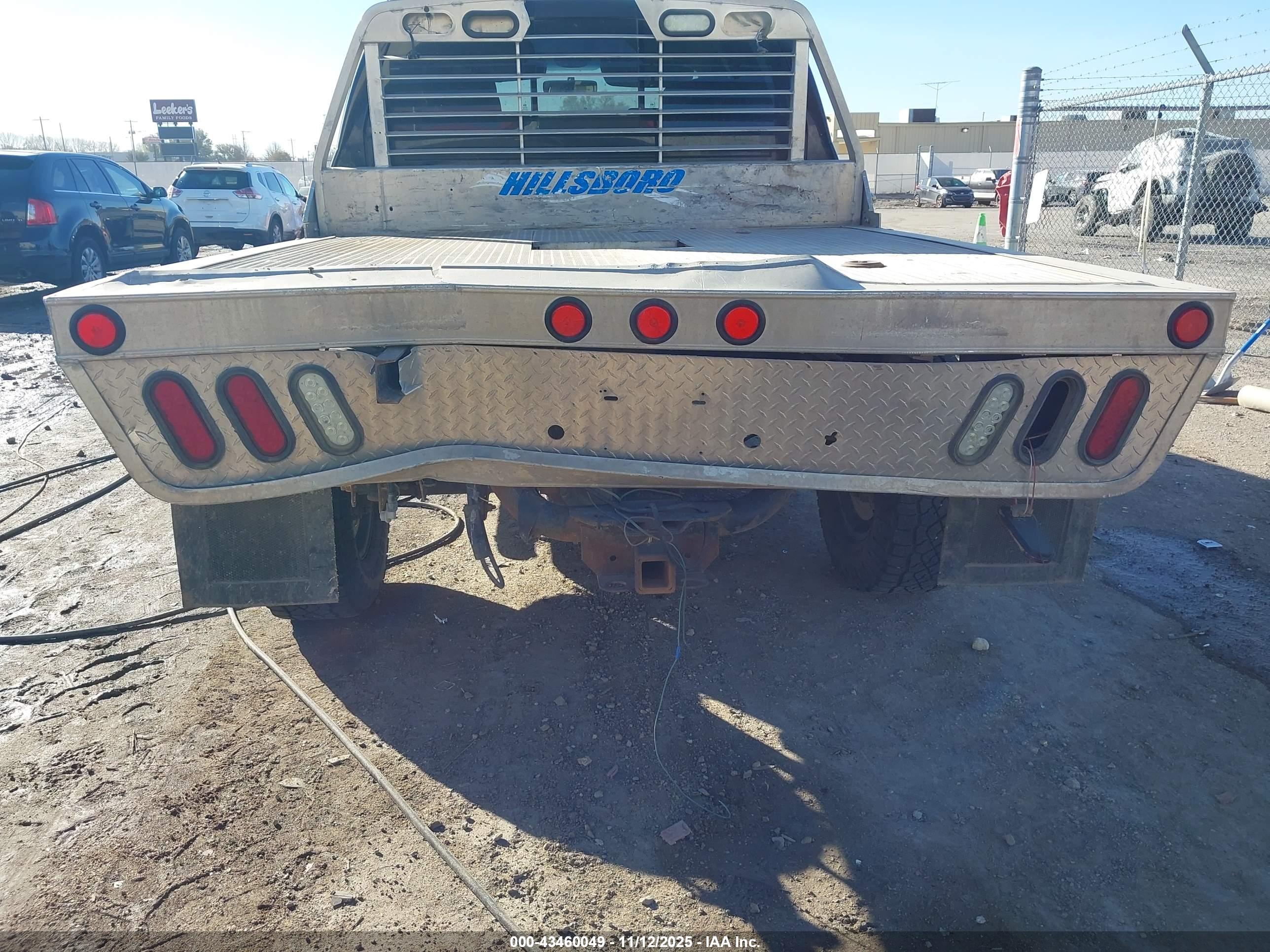 DODGE RAM image 6