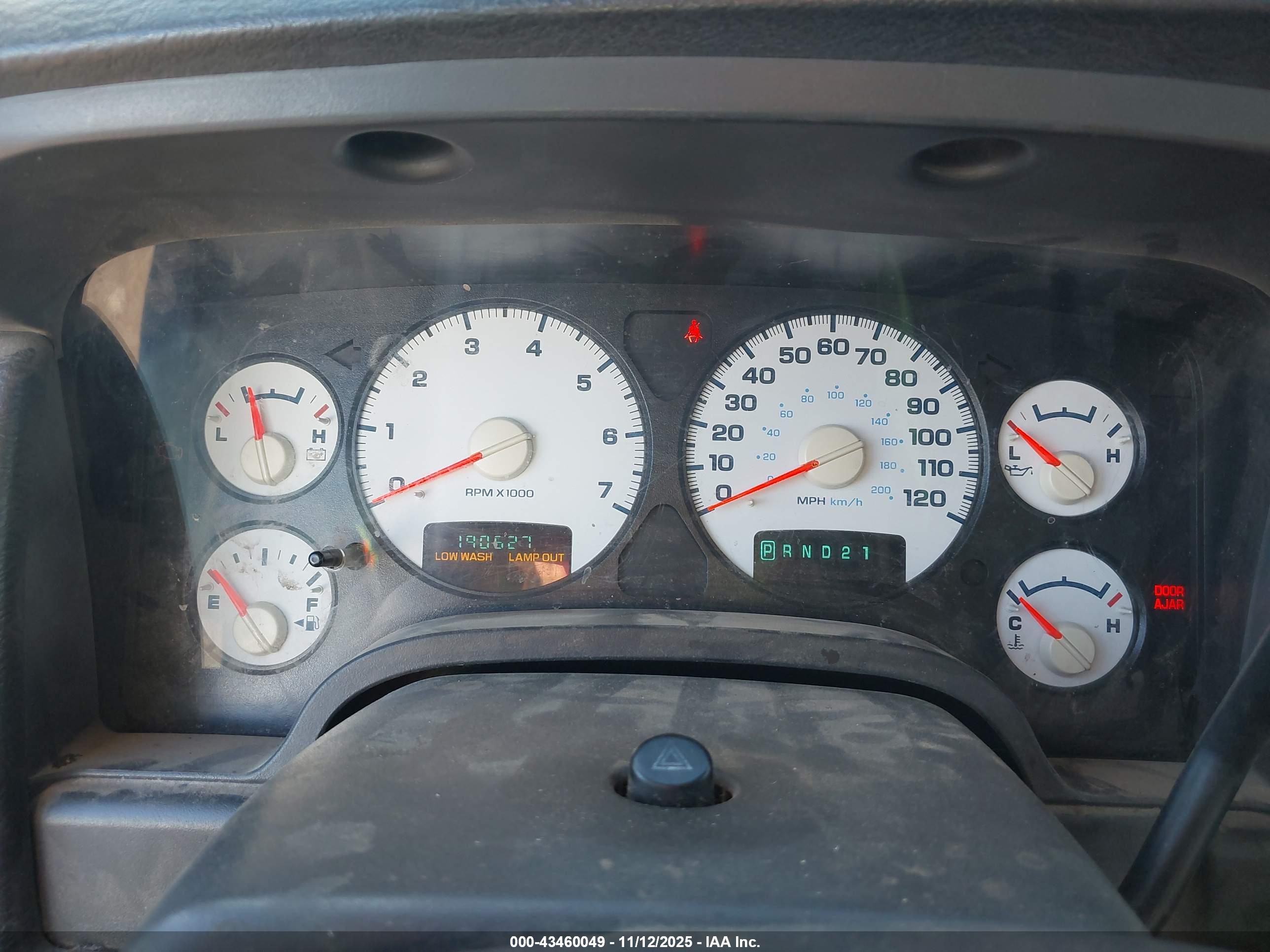 DODGE RAM image 7