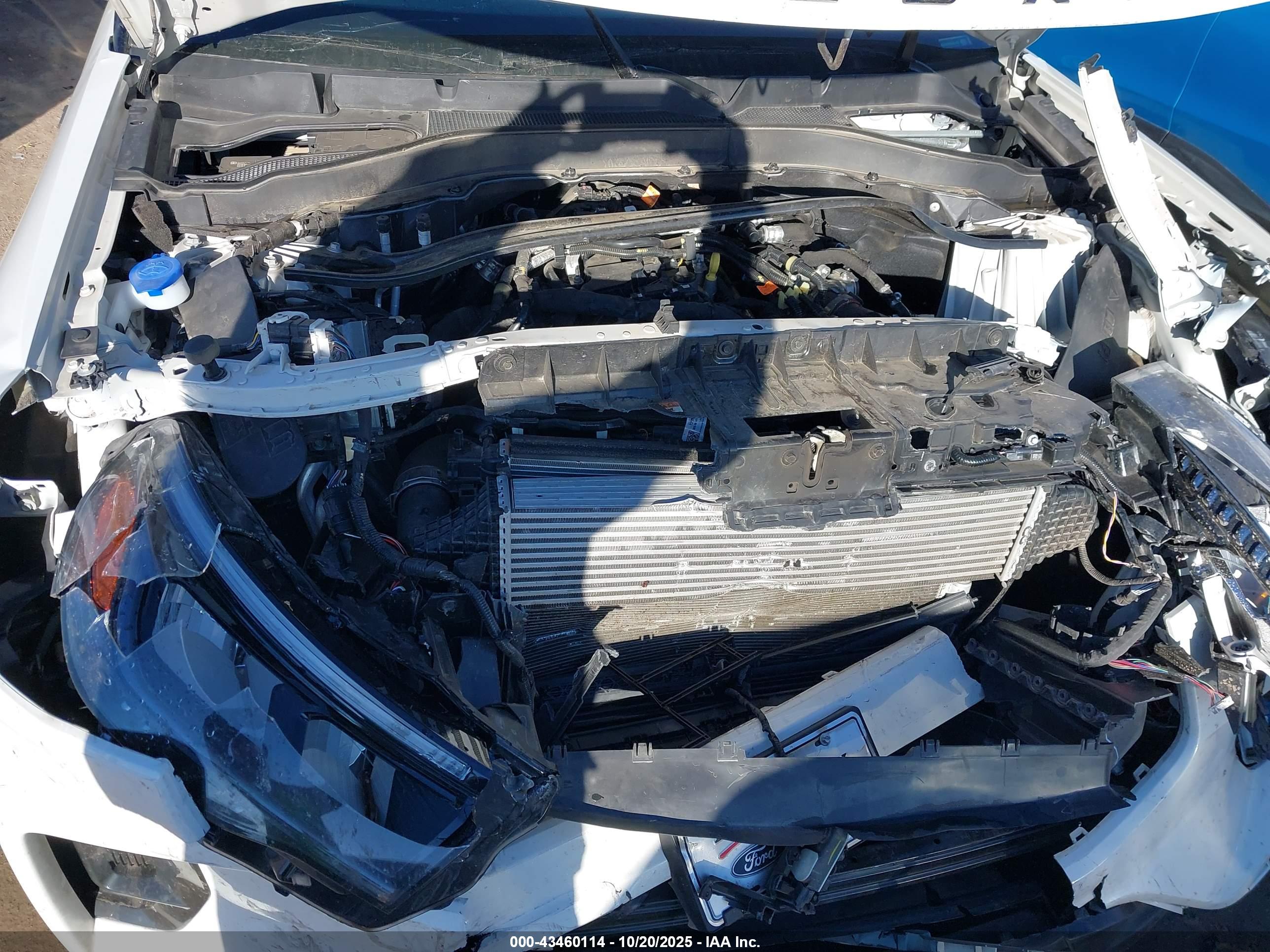 FORD EXPLORER image 10