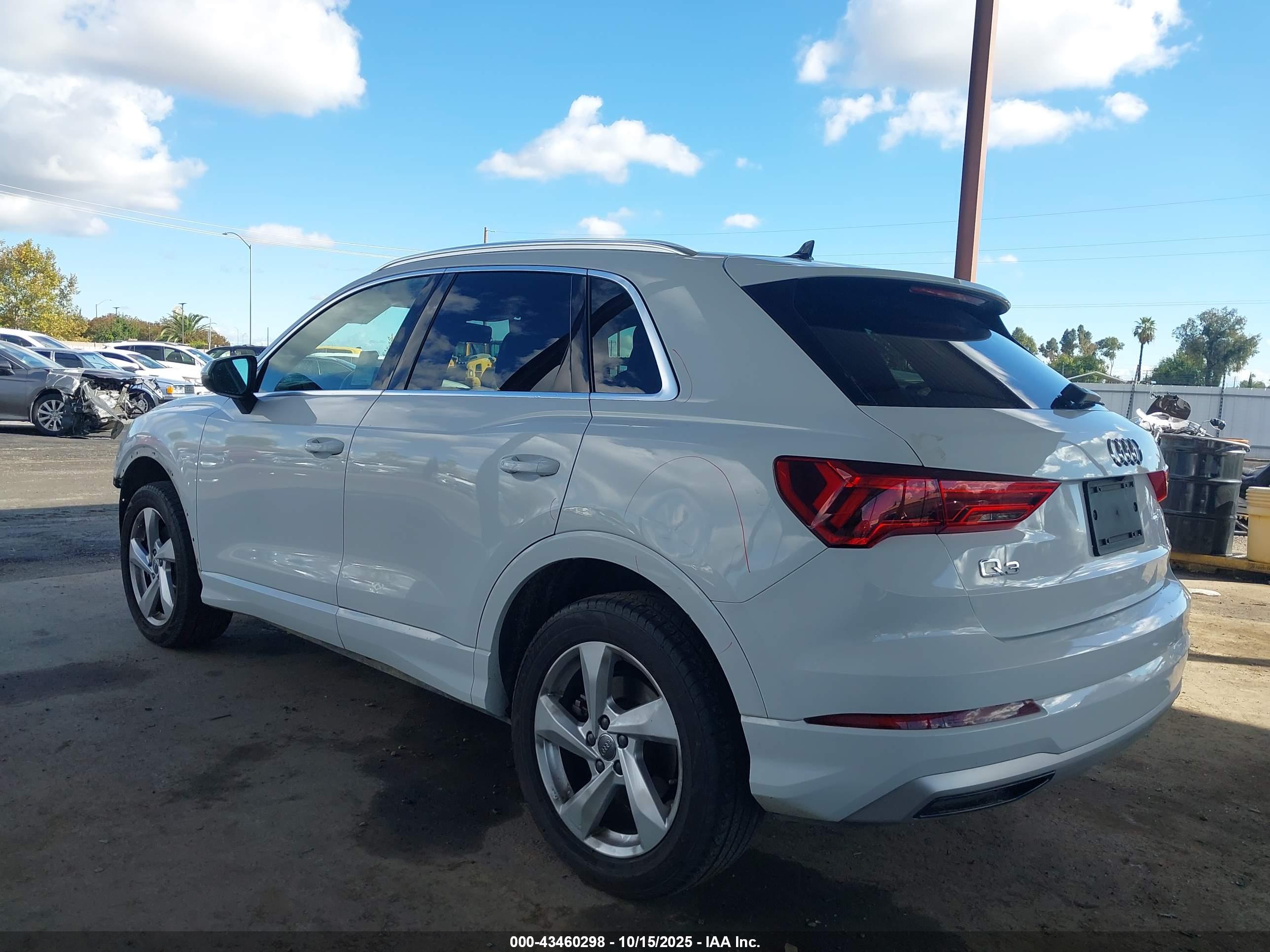 AUDI Q3 image 3