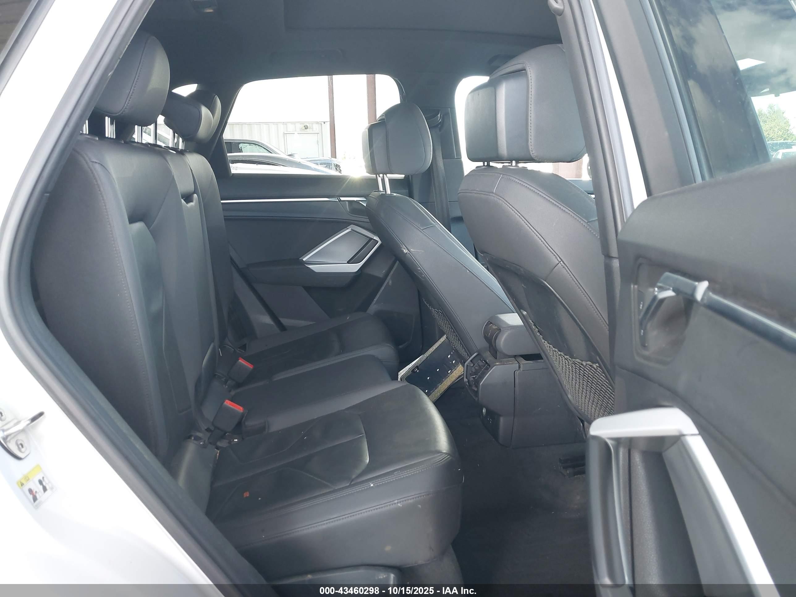 AUDI Q3 image 8