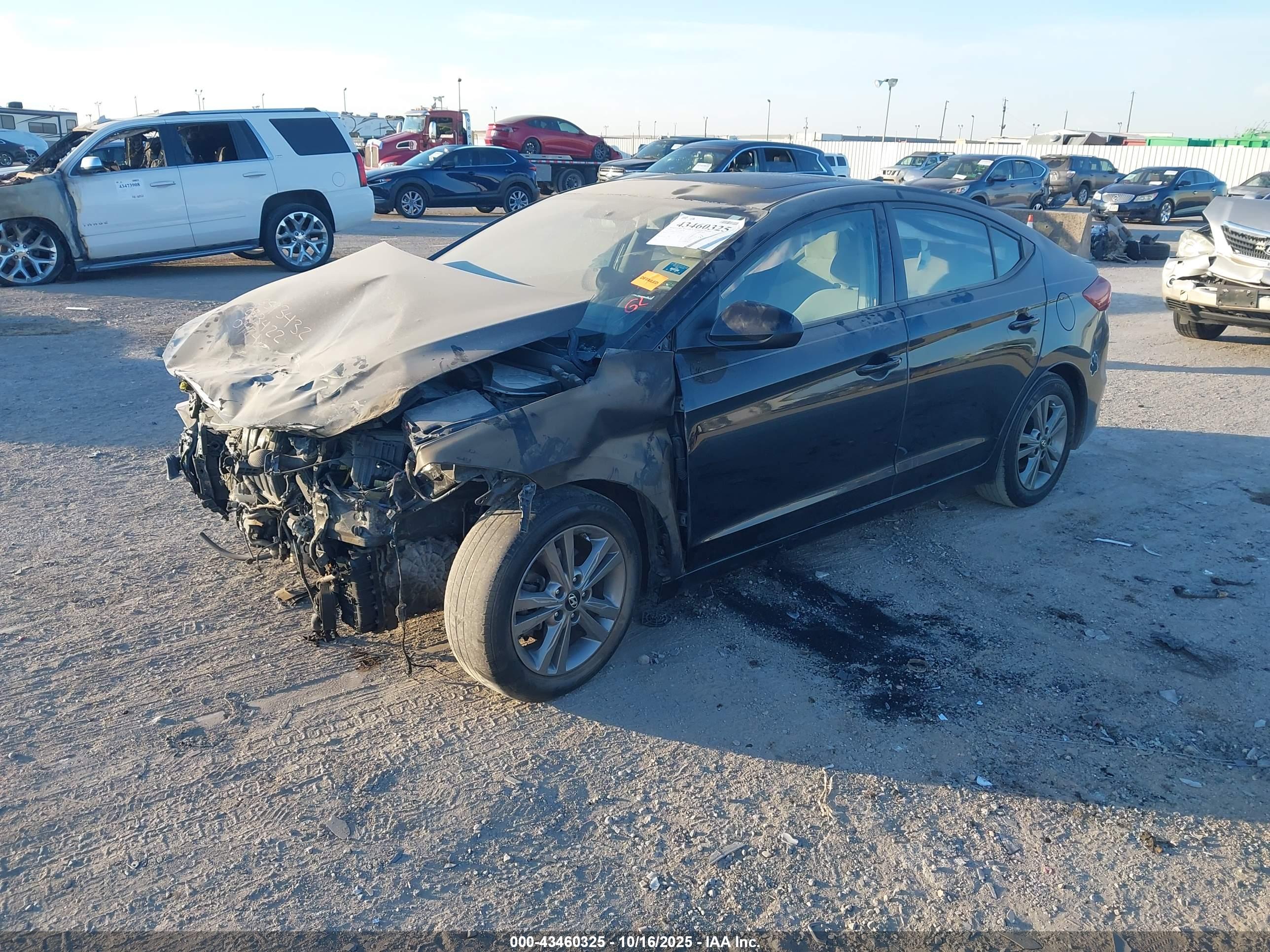 HYUNDAI ELANTRA image 2
