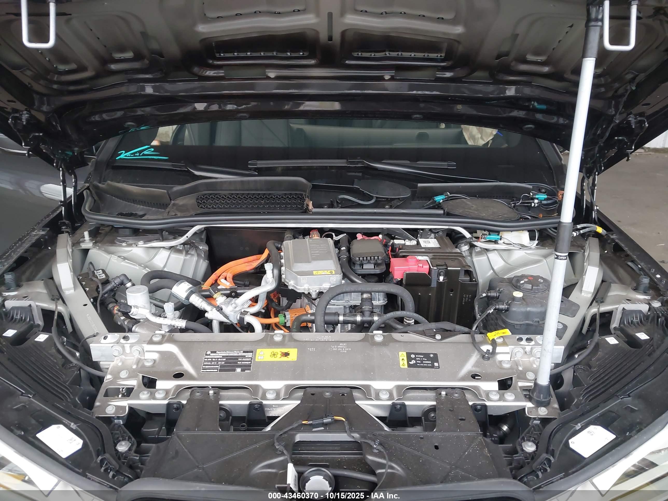 BMW IX image 10