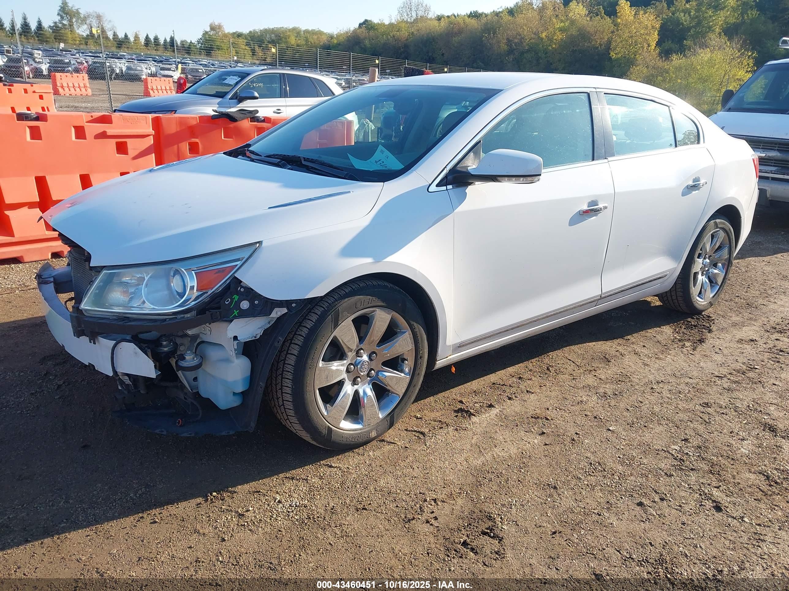 BUICK LACROSSE image 2