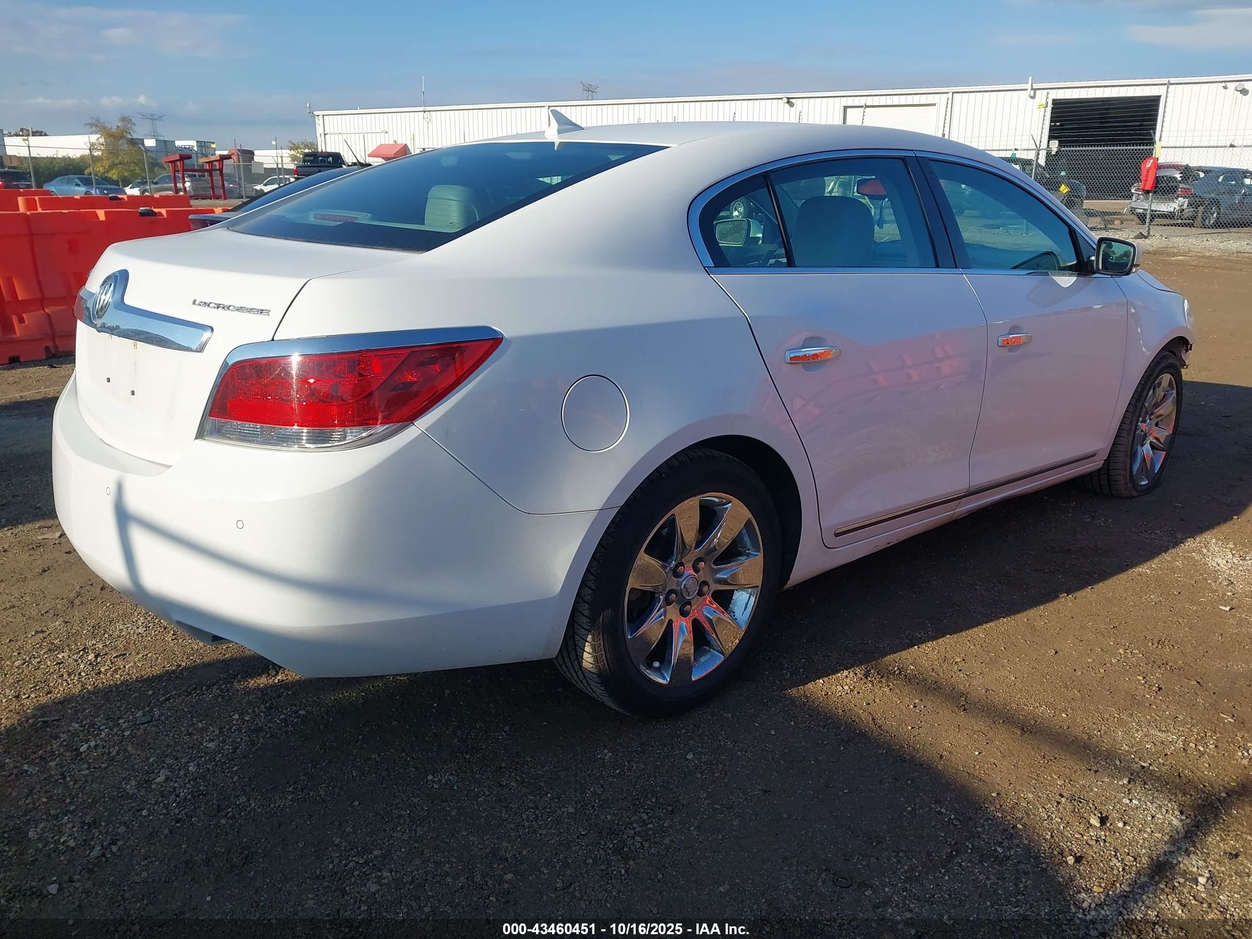 BUICK LACROSSE image 4