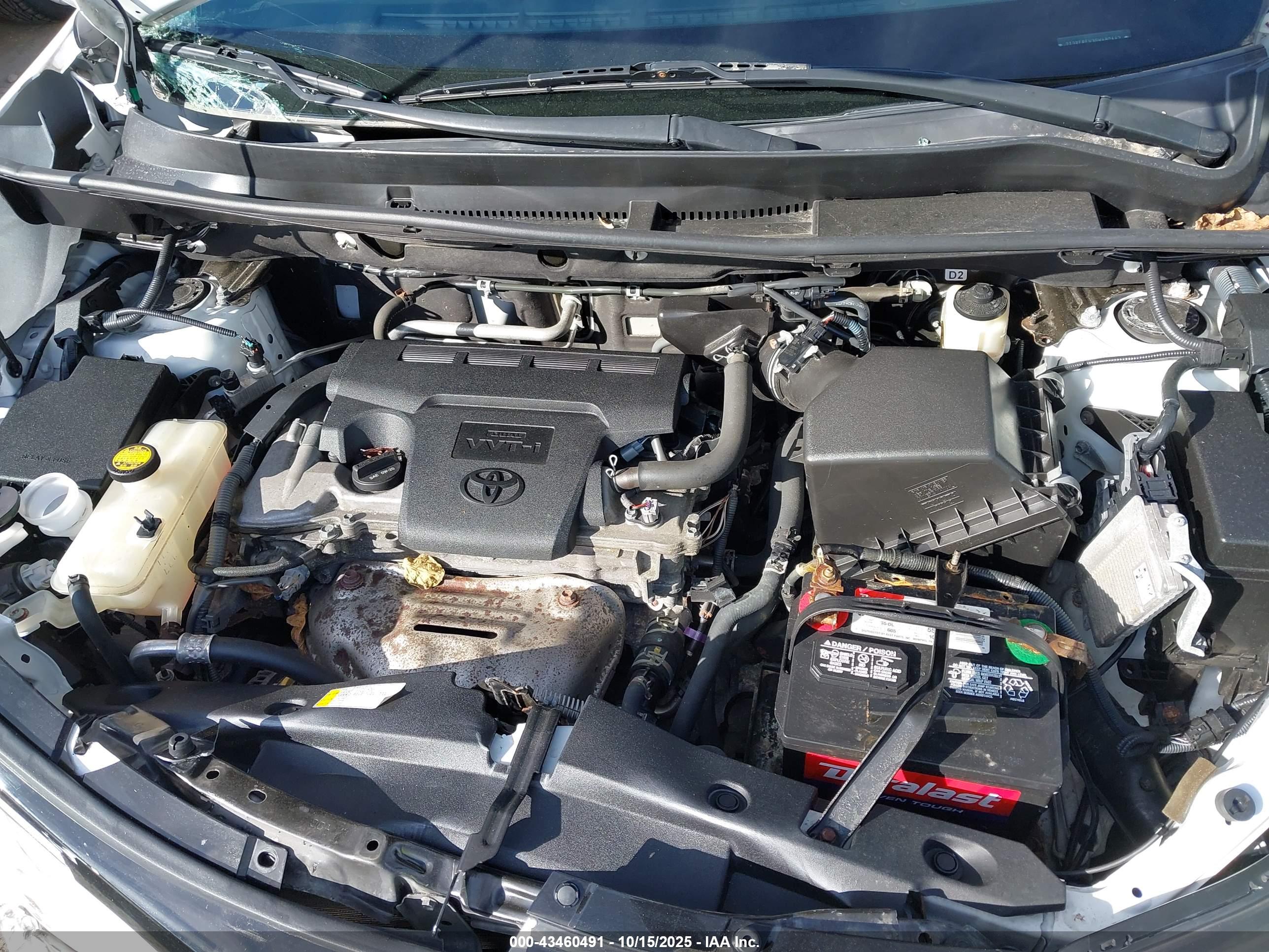 TOYOTA RAV4 image 10