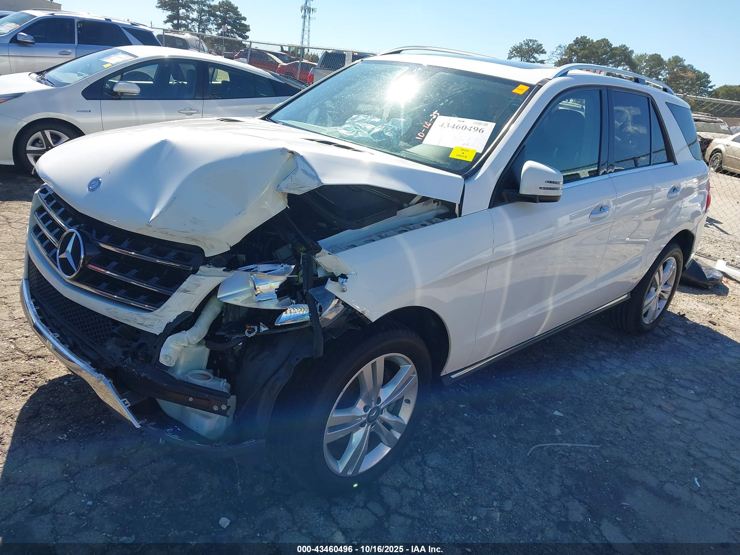 MERCEDES-BENZ ML image 2