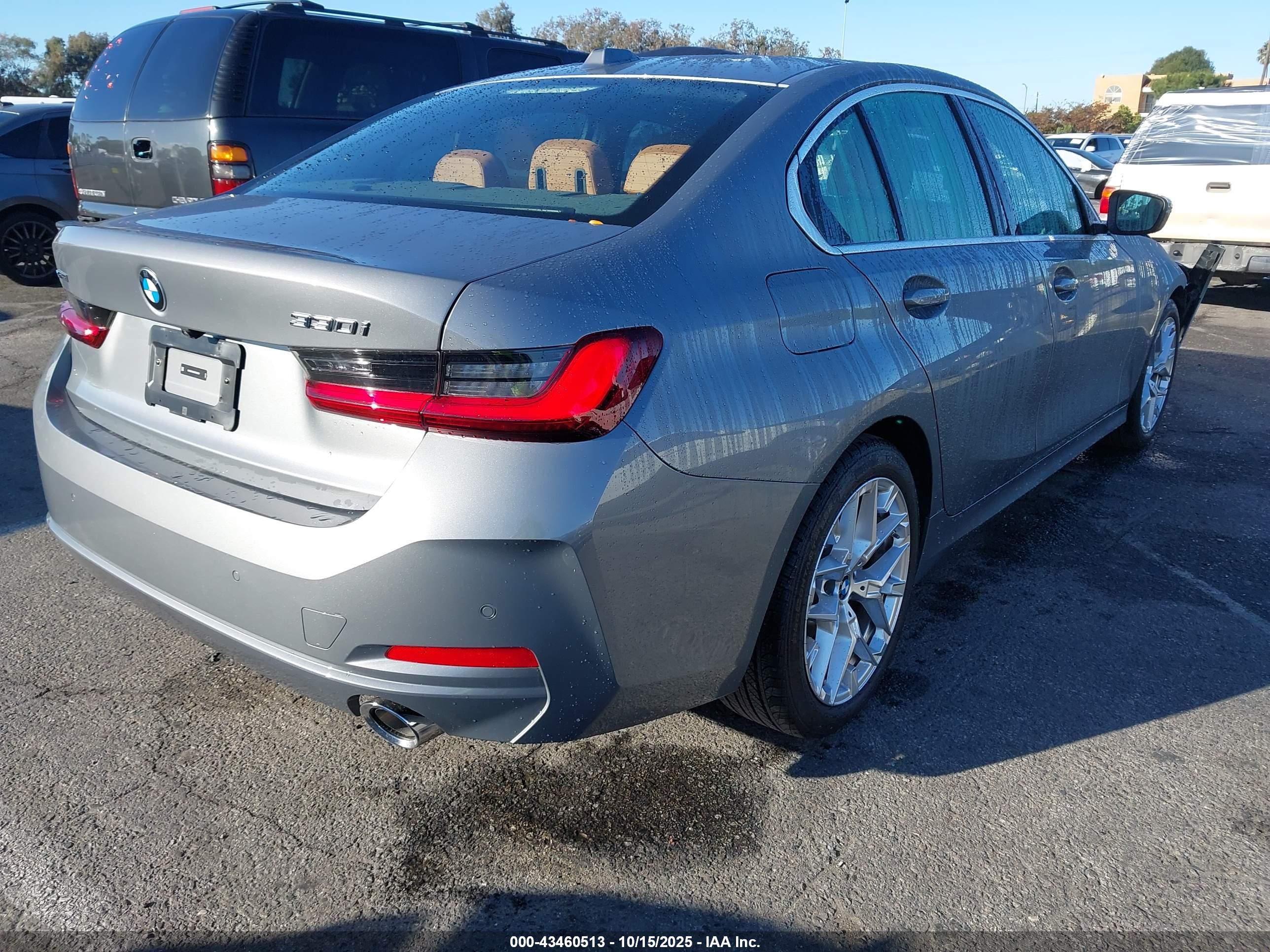 BMW 330I image 4