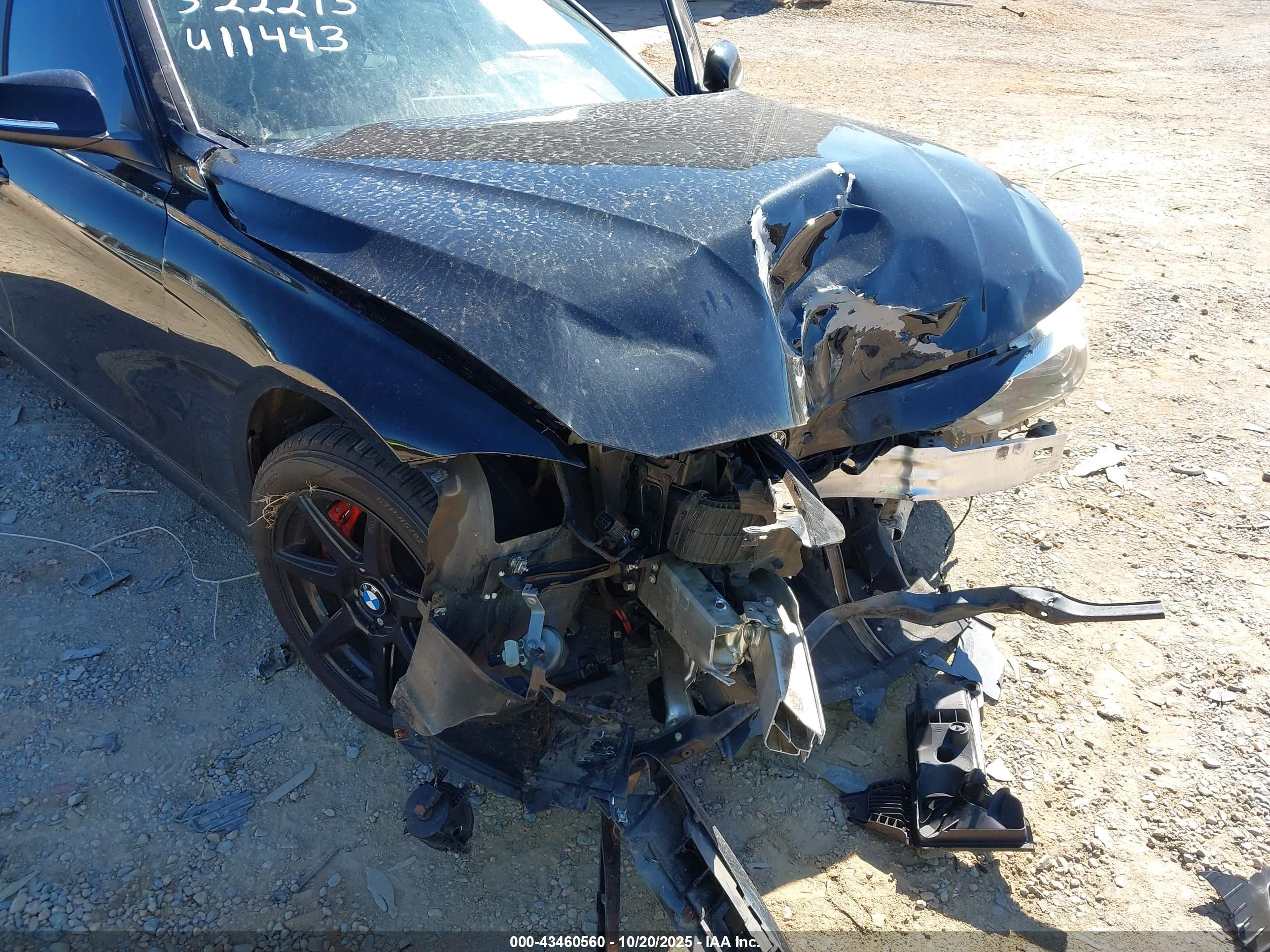 BMW 320I image 6