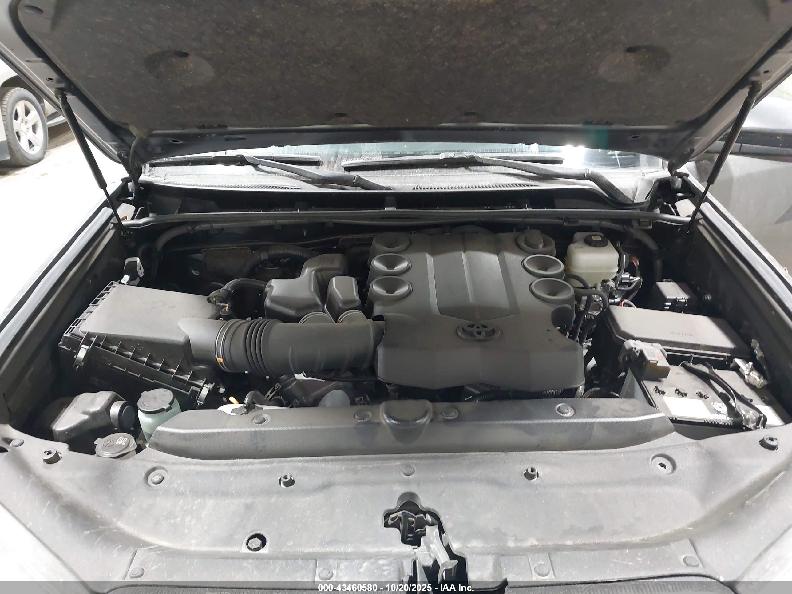 TOYOTA 4RUNNER image 10