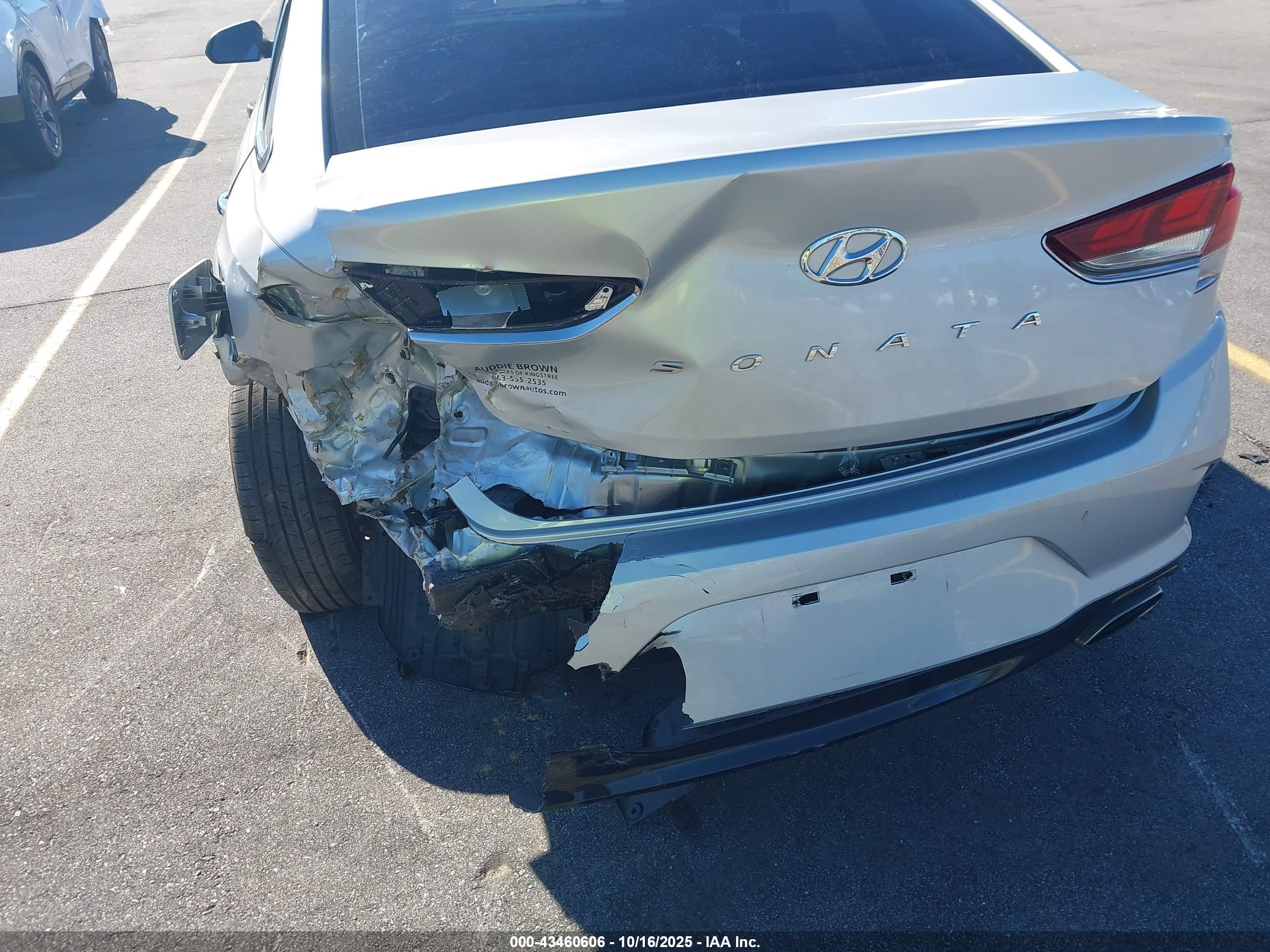 HYUNDAI SONATA image 6