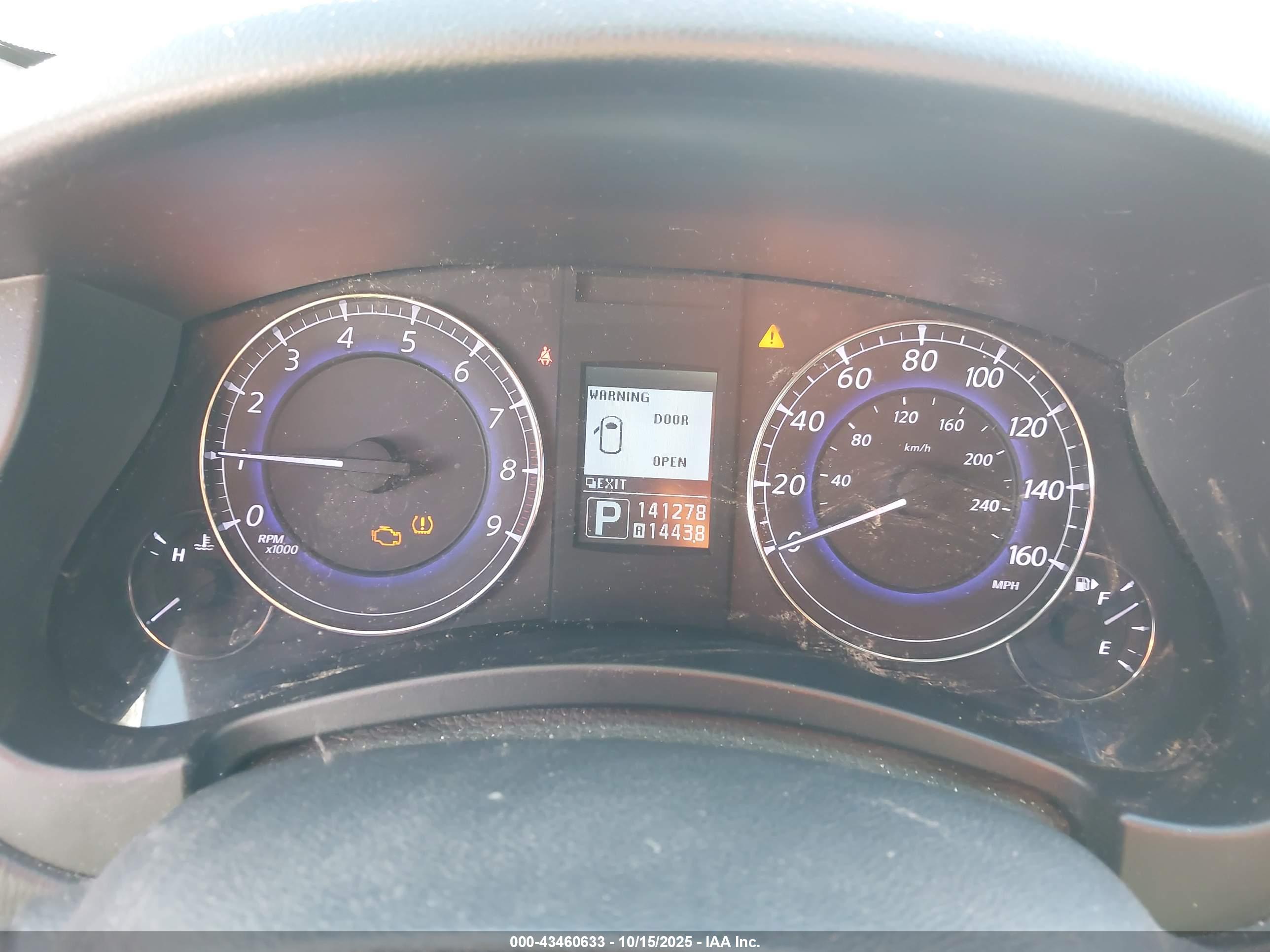INFINITI EX35 image 7