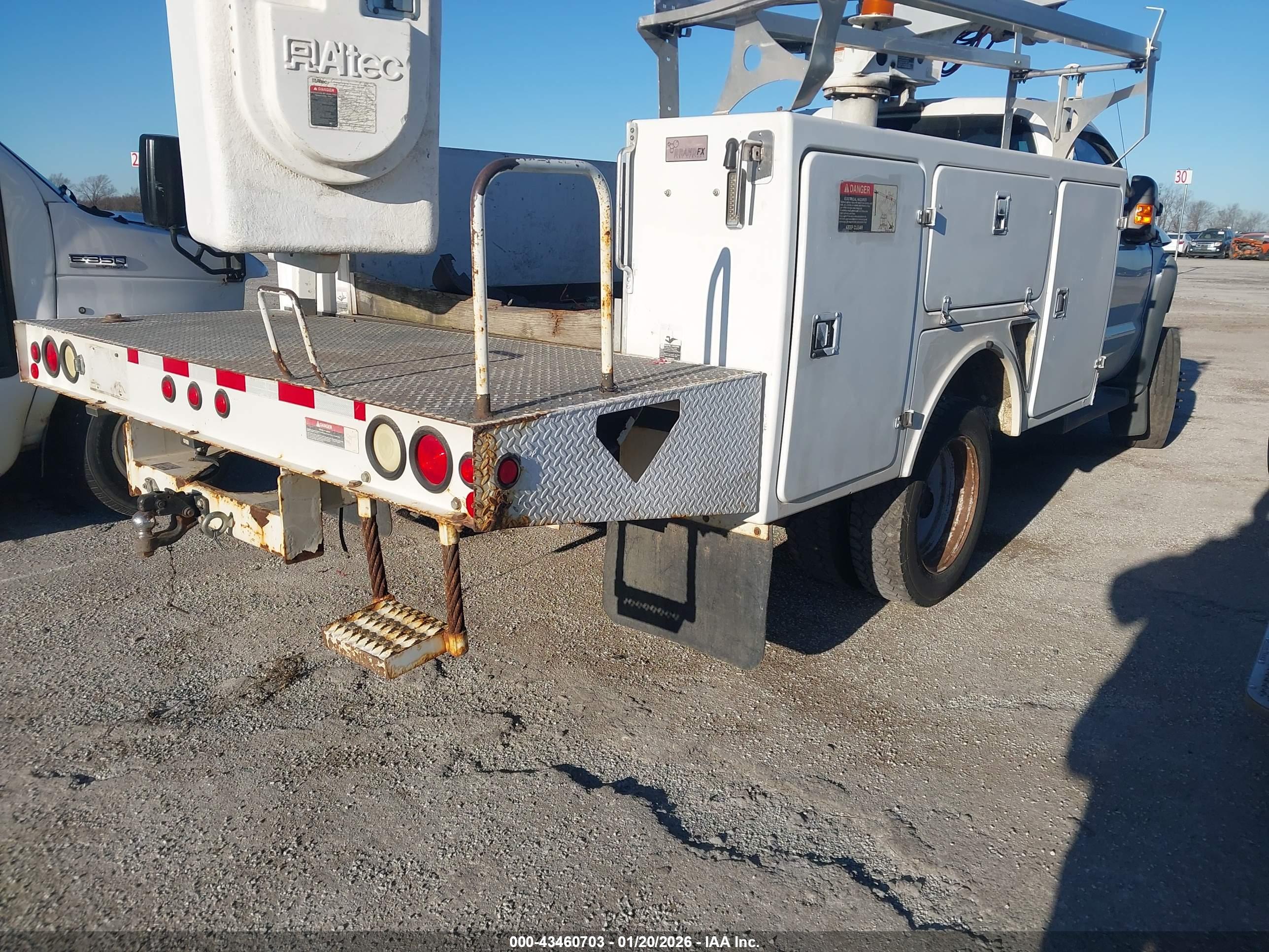 FORD F-450 image 4