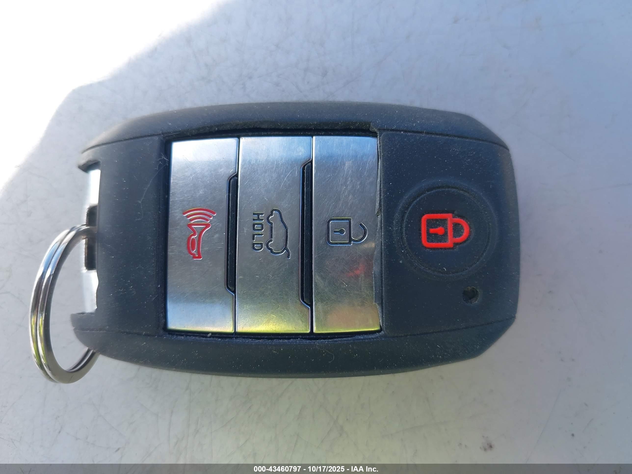 KIA NIRO image 11