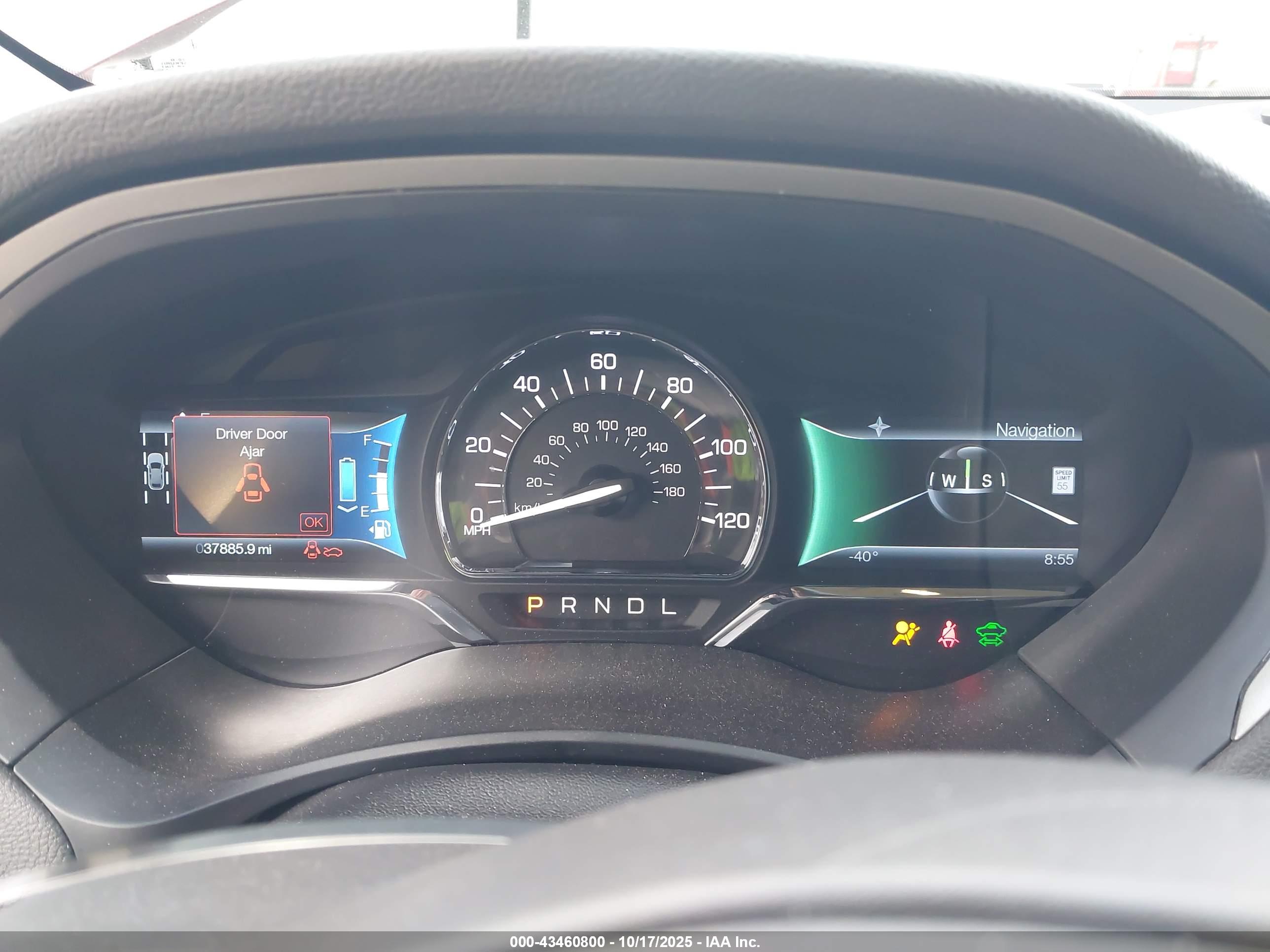 LINCOLN MKZ image 7