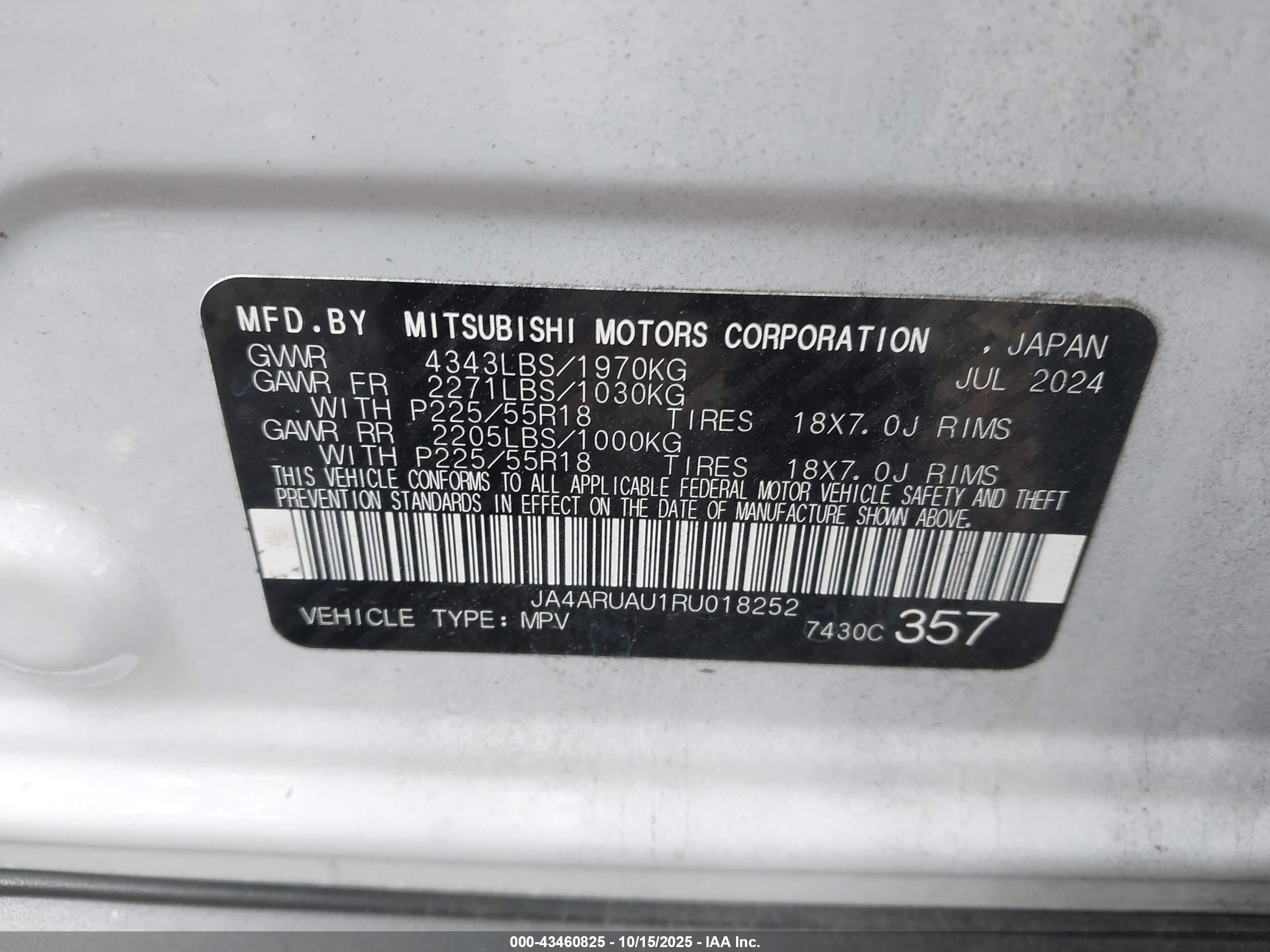 MITSUBISHI OUTLANDER image 9