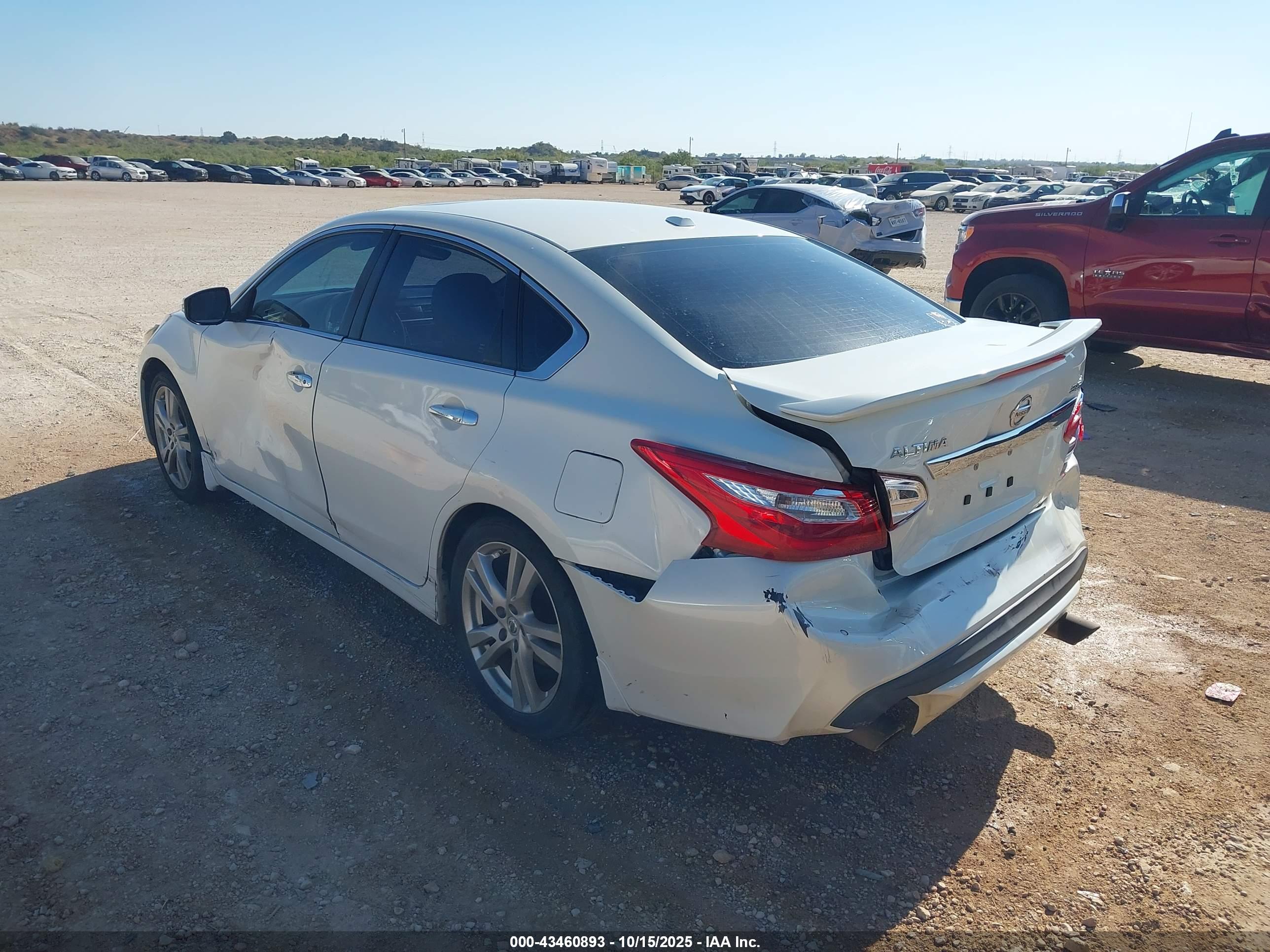 NISSAN ALTIMA image 3