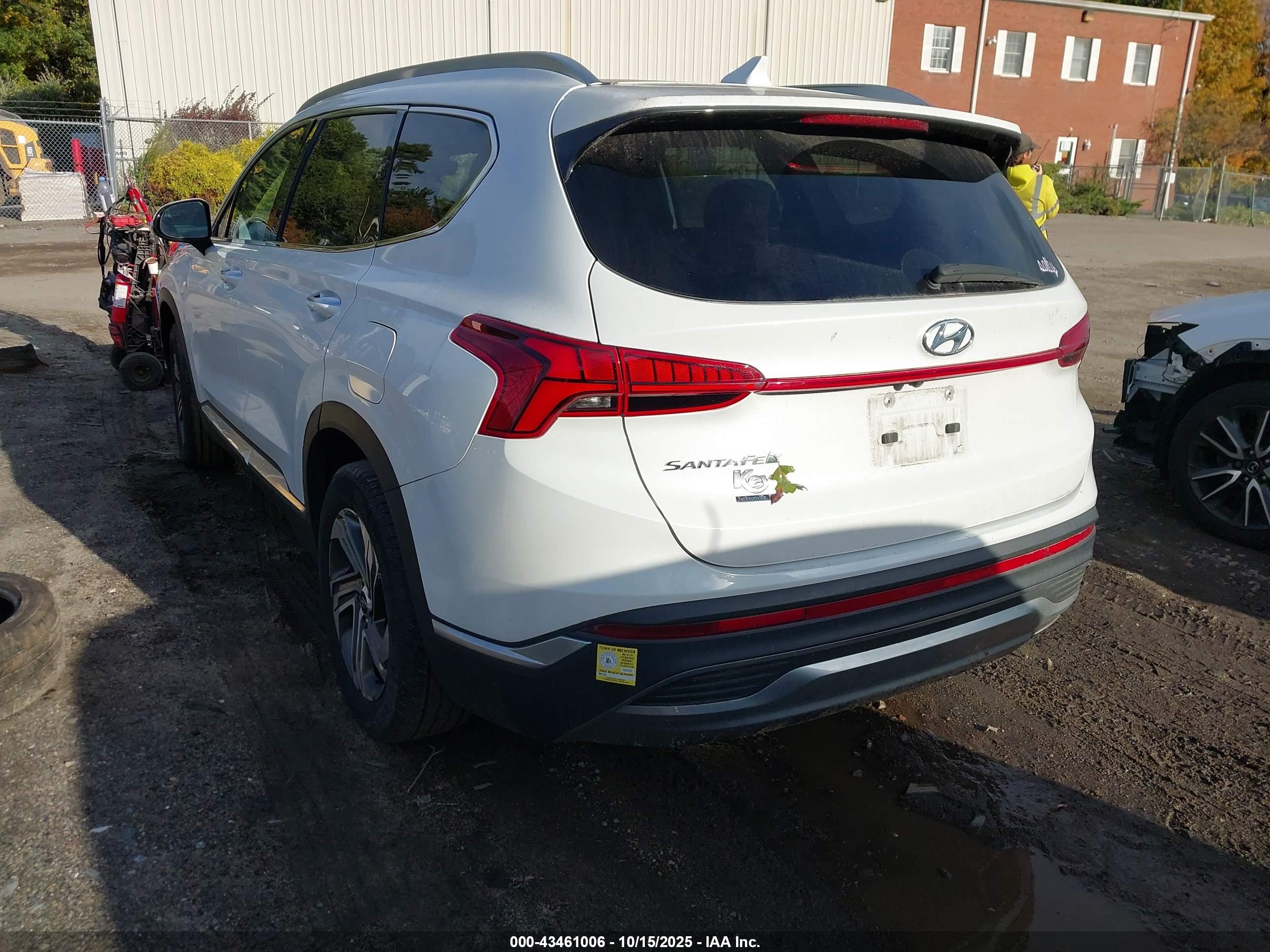 HYUNDAI SANTA image 3