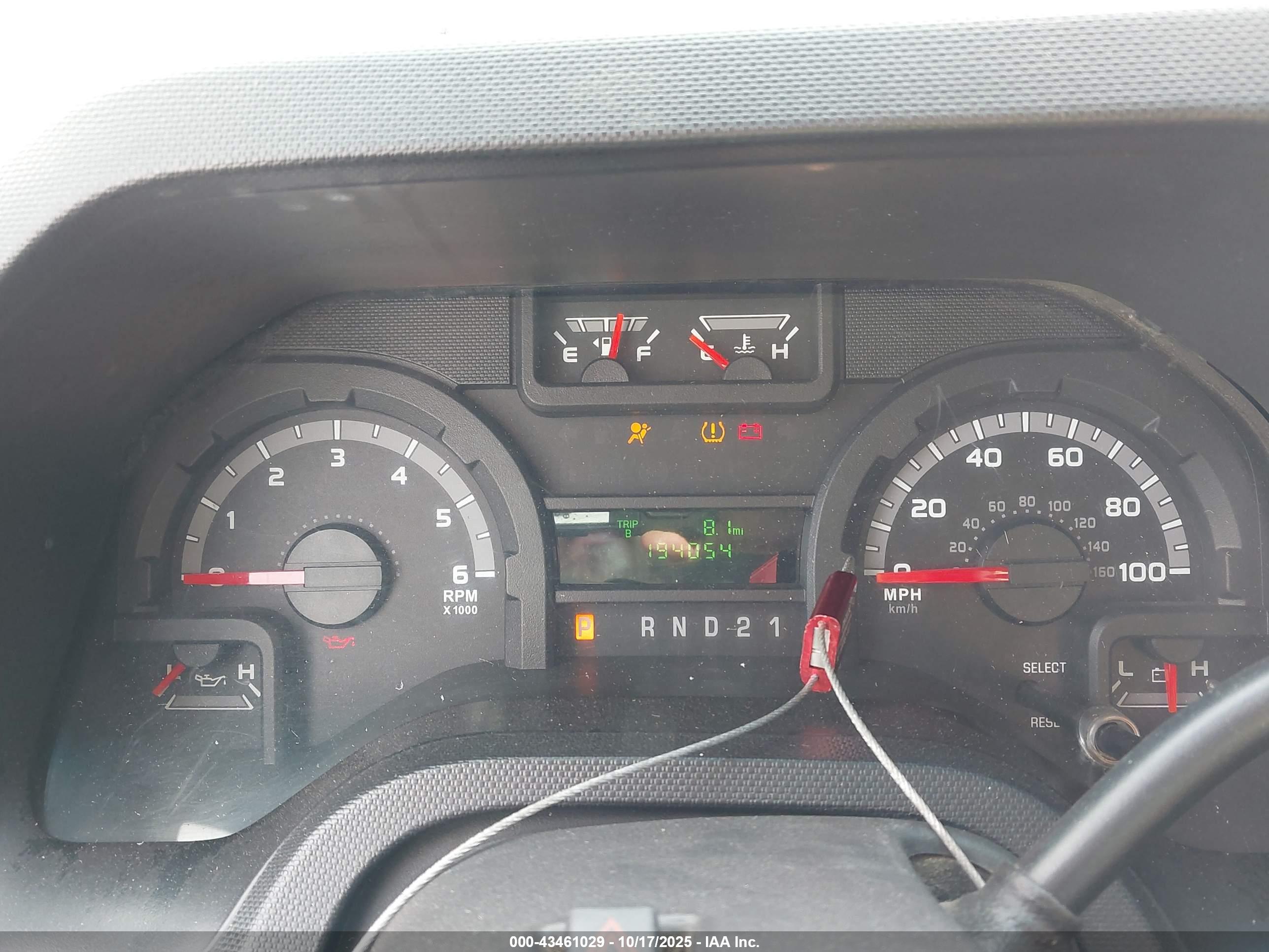 FORD E-250 image 7