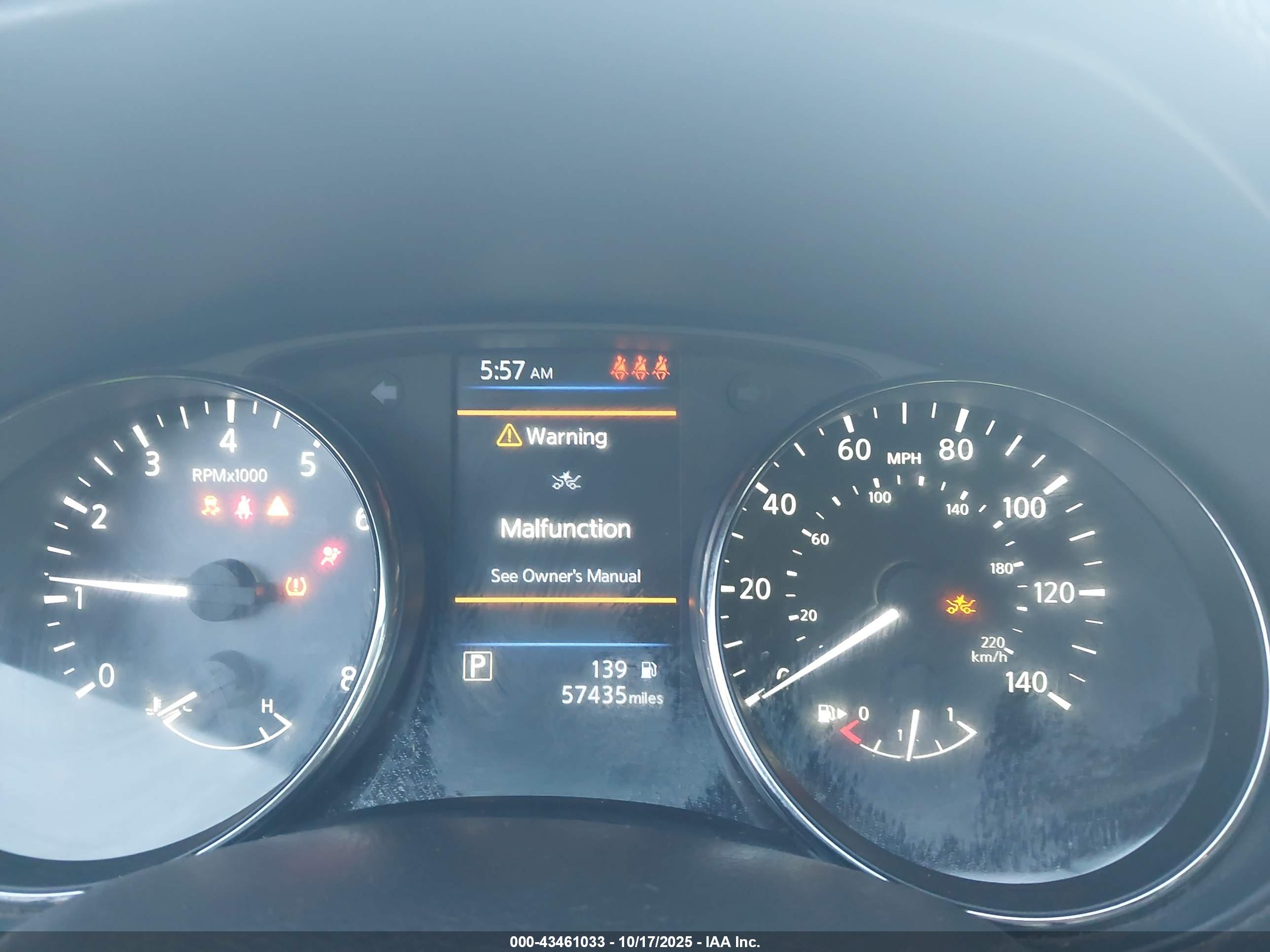 NISSAN ROGUE image 7