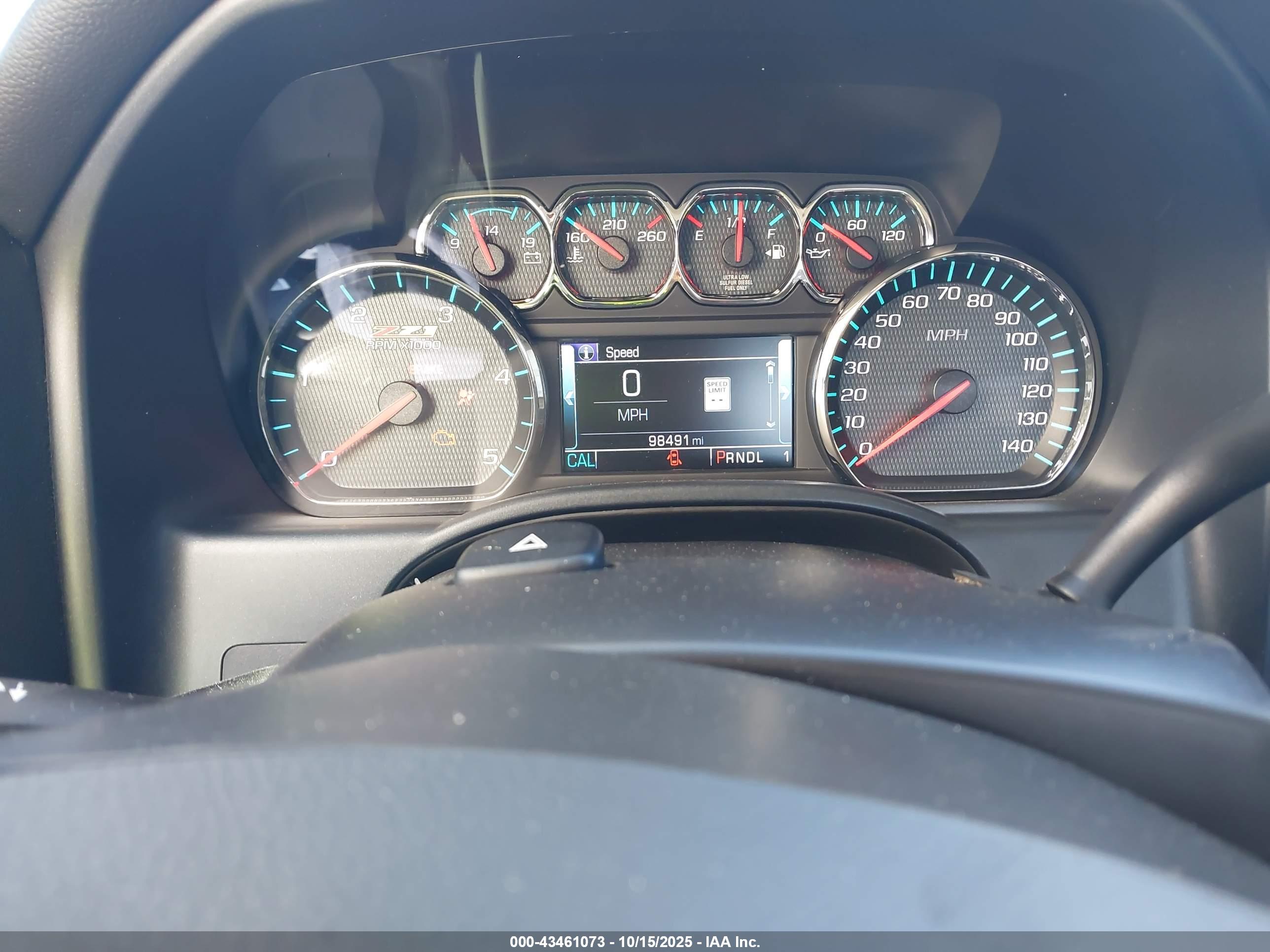 CHEVROLET SILVERADO image 7