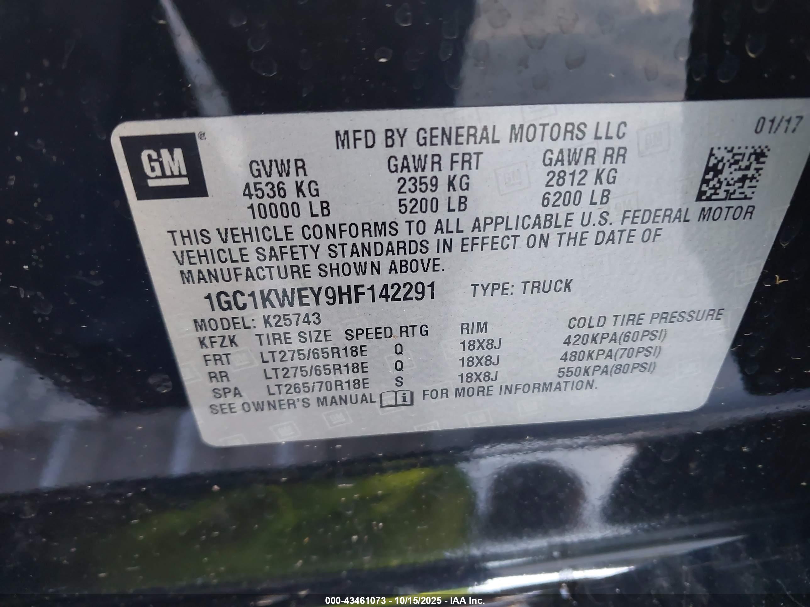 CHEVROLET SILVERADO image 9