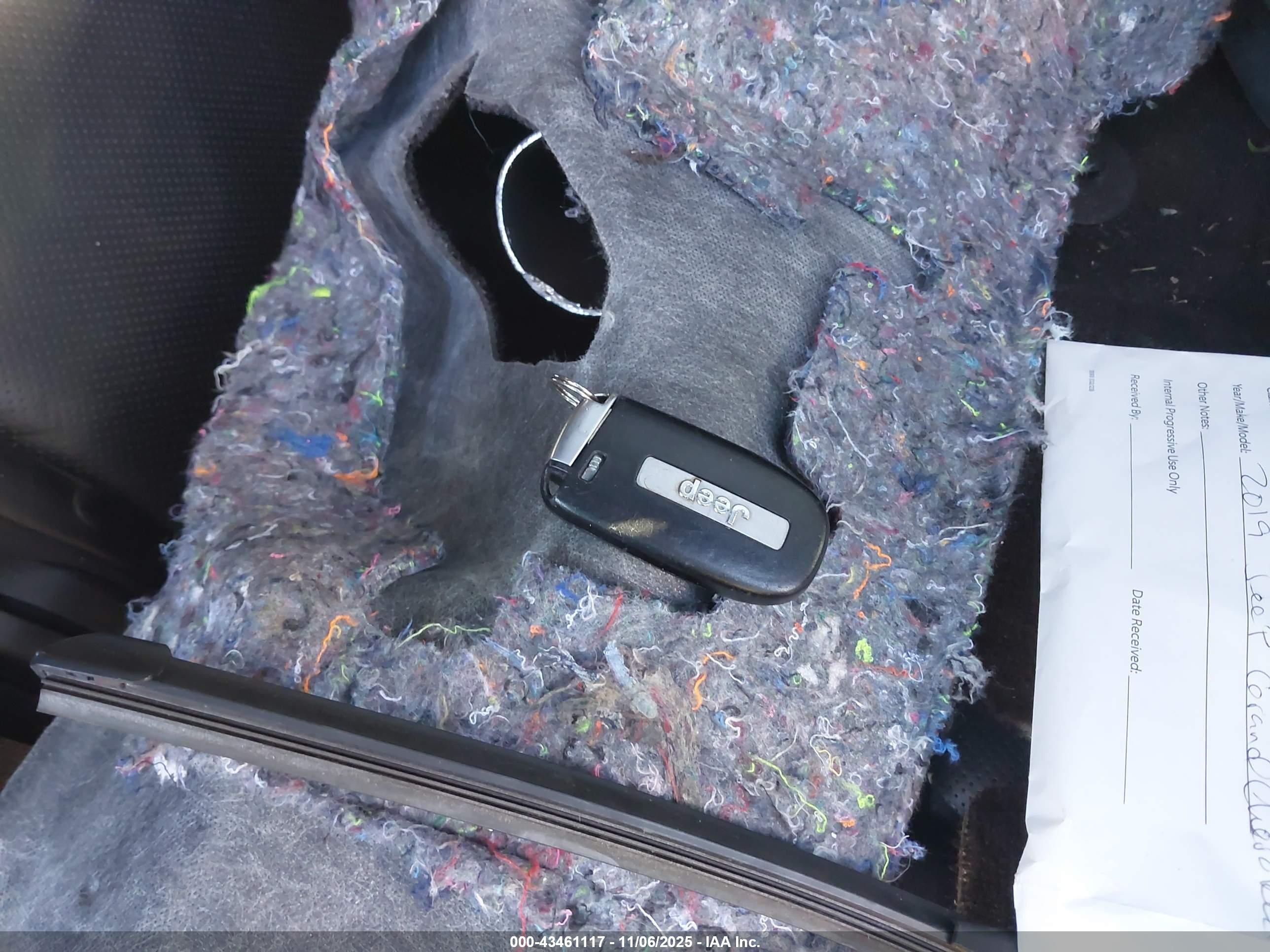 JEEP GRAND image 11