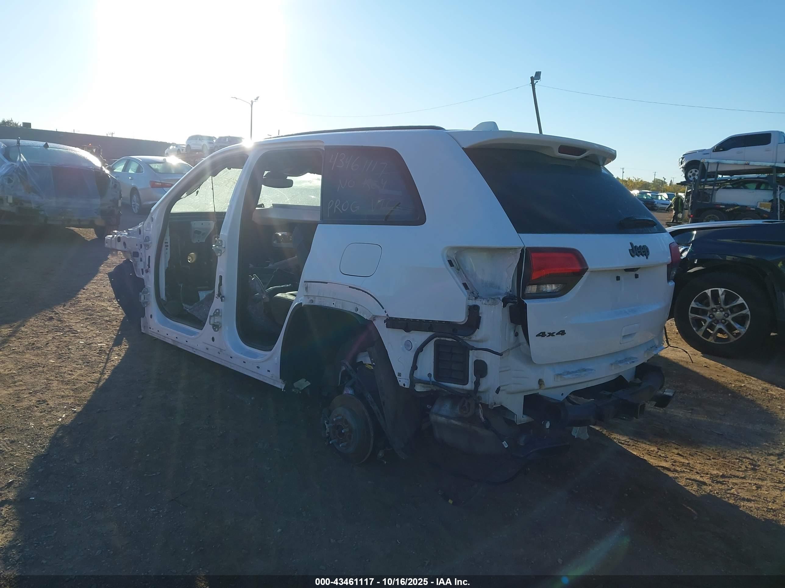 JEEP GRAND image 3