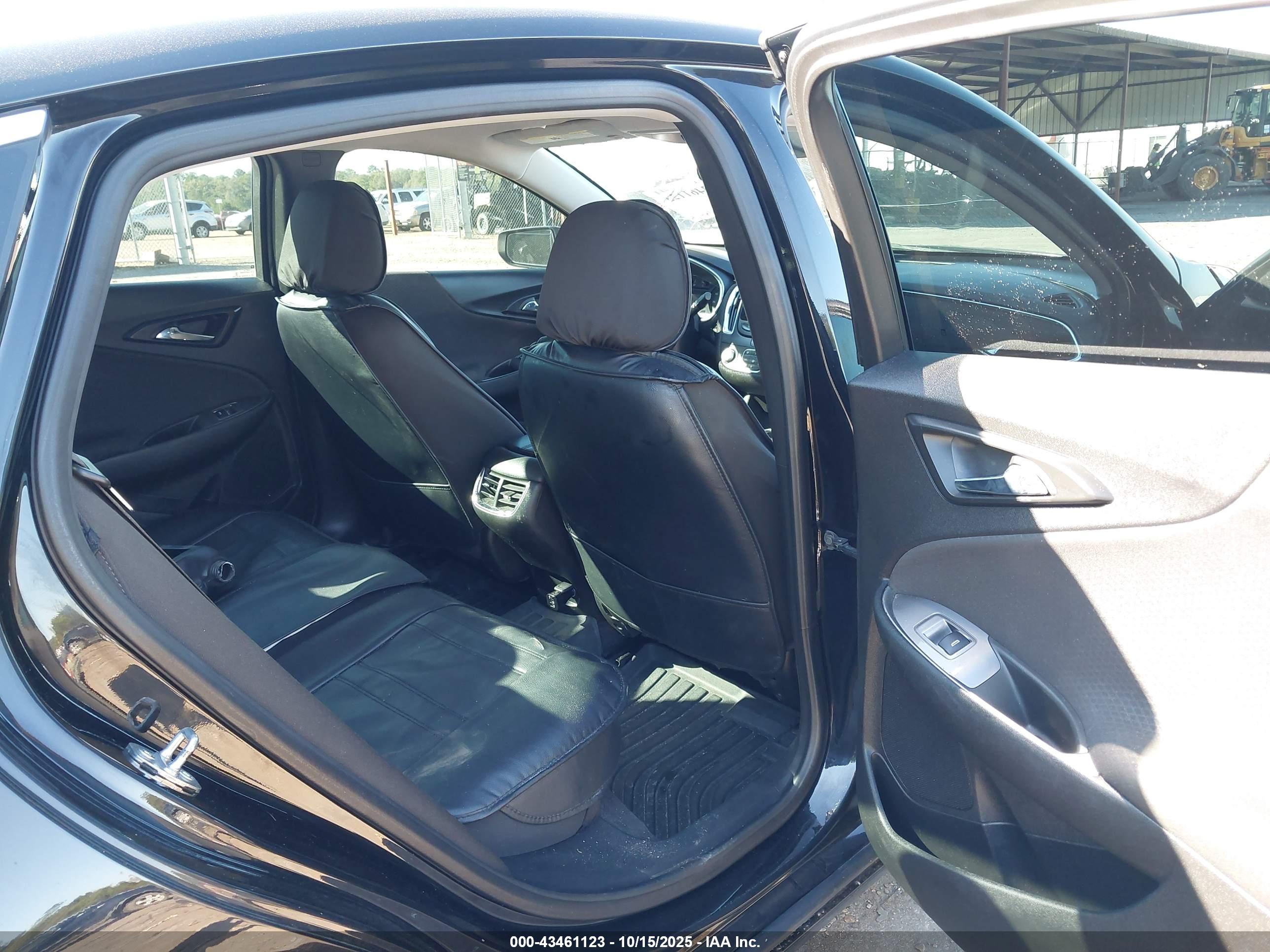 CHEVROLET MALIBU image 8