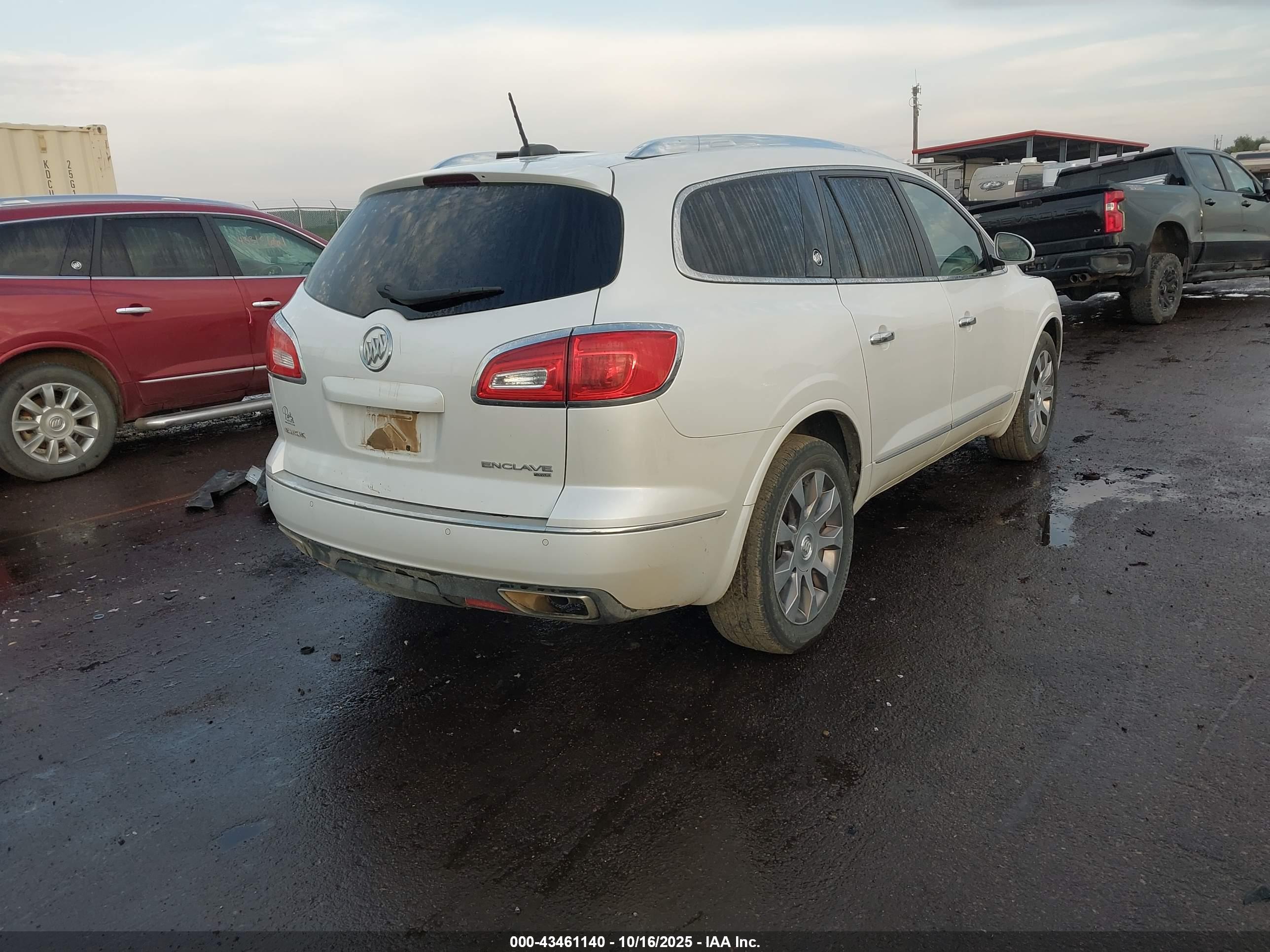 BUICK ENCLAVE image 4