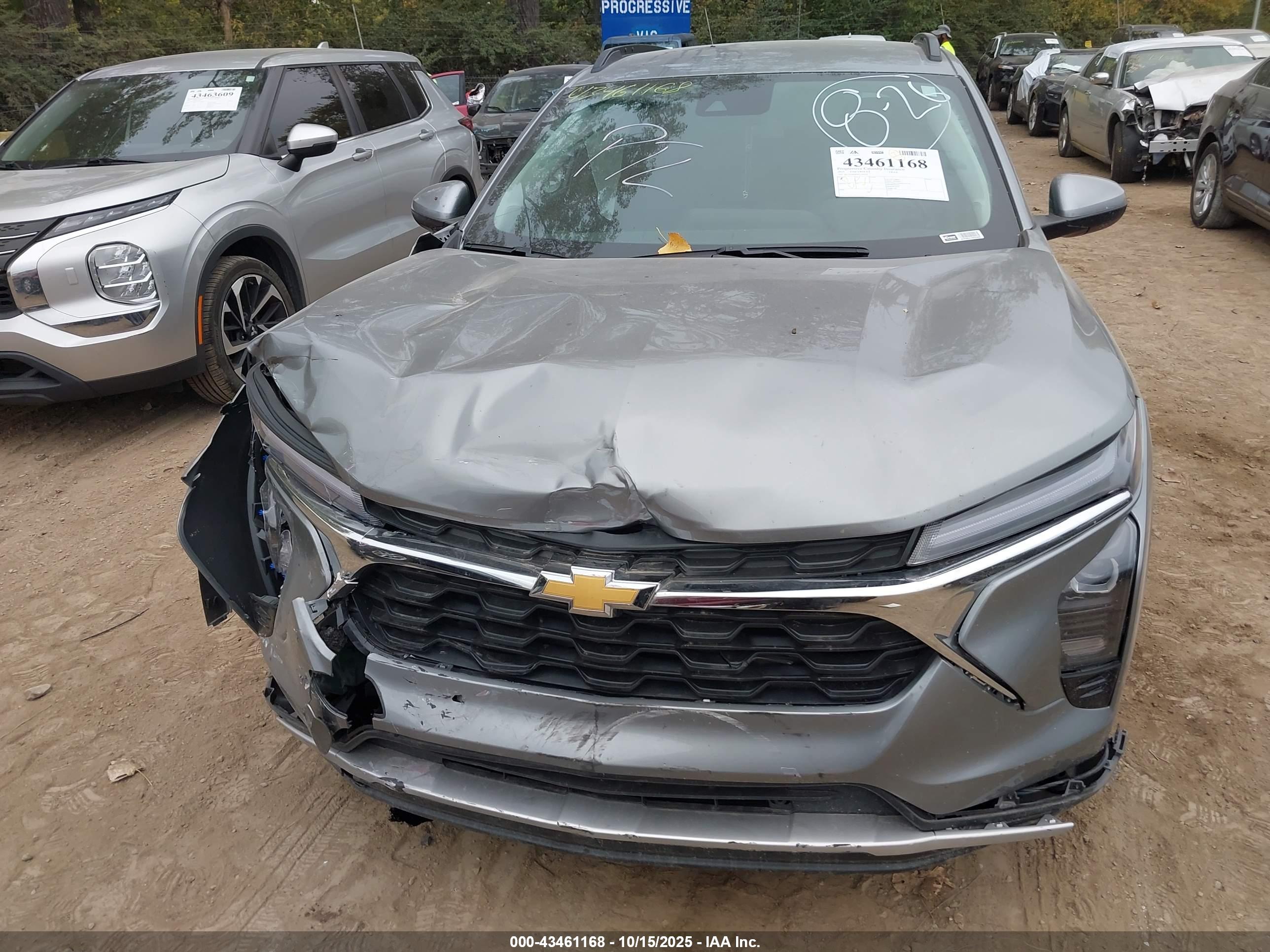 CHEVROLET TRAX image 6