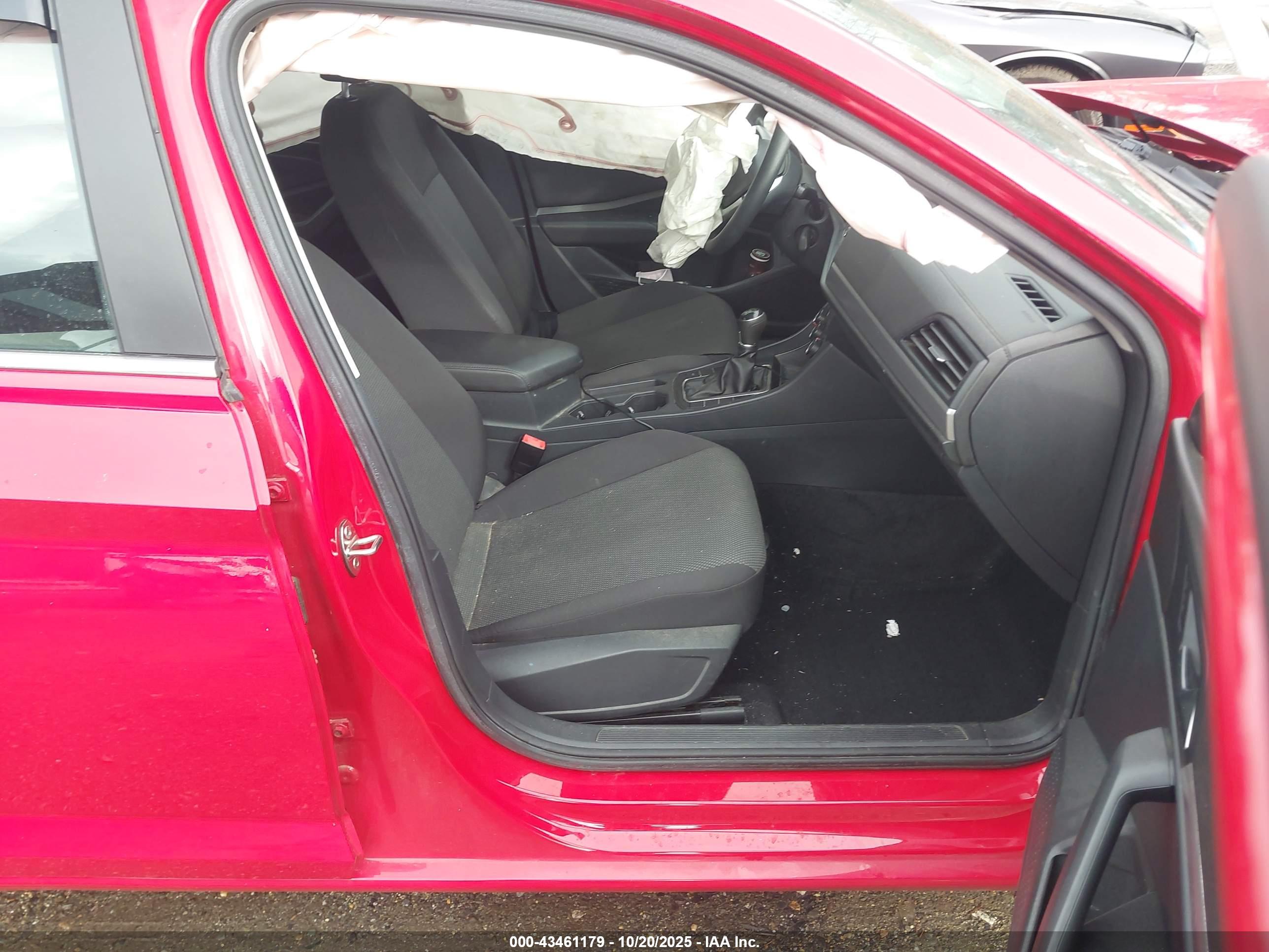 VOLKSWAGEN JETTA image 5