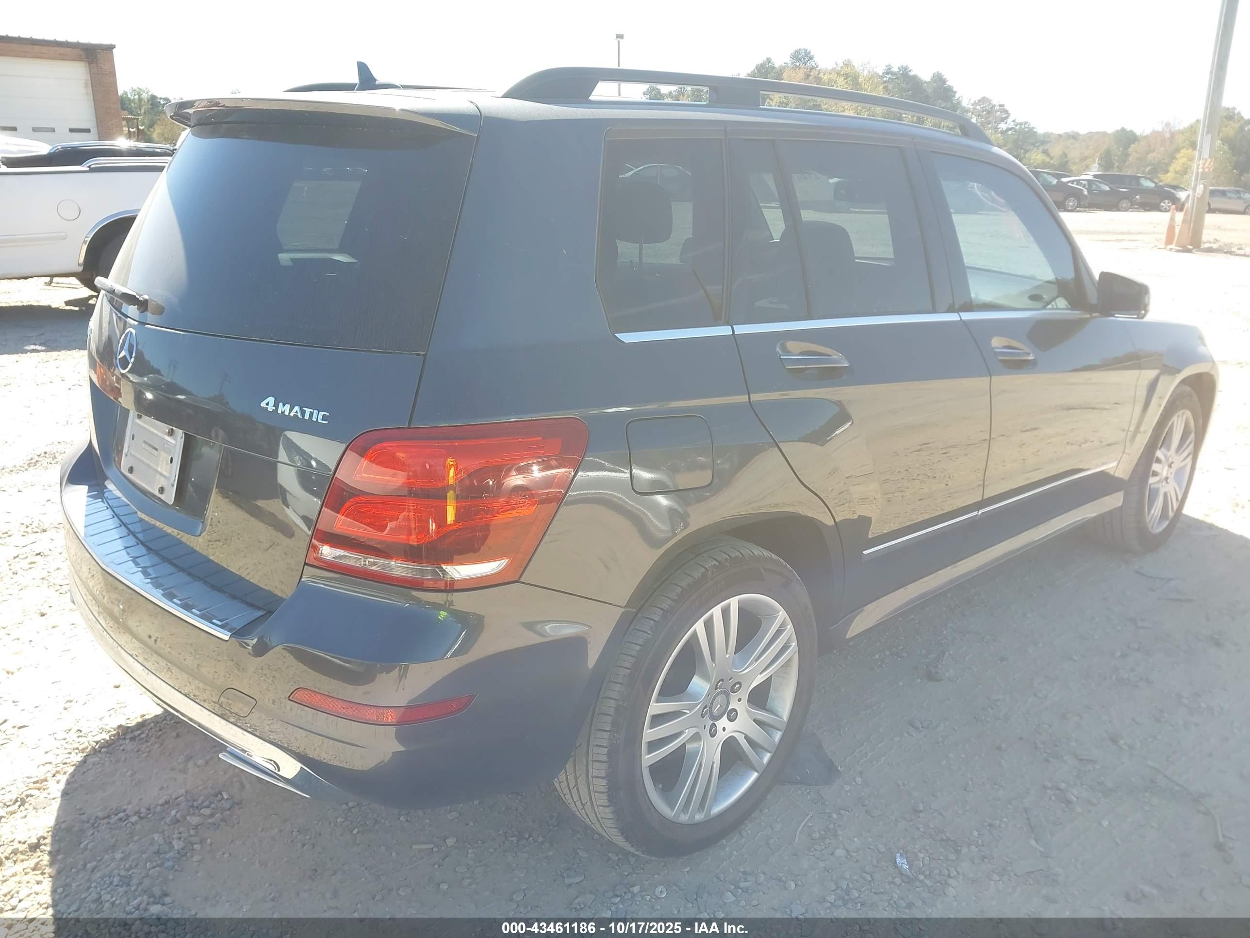 MERCEDES-BENZ GLK image 4