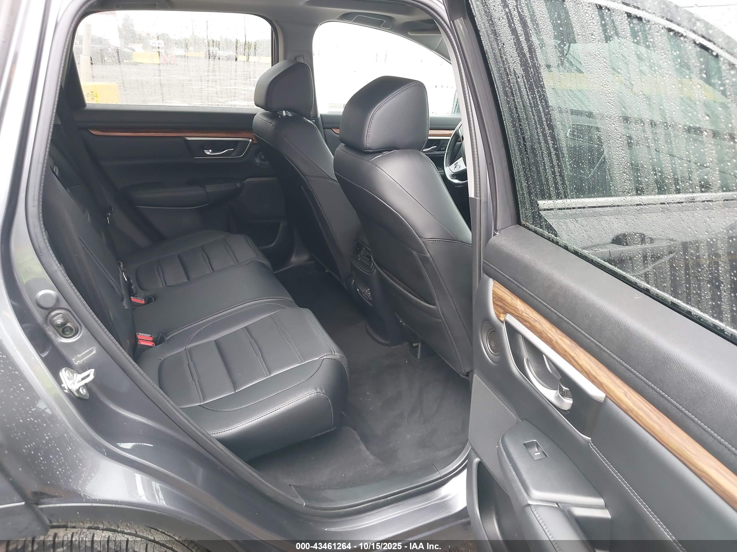 HONDA CR-V image 8