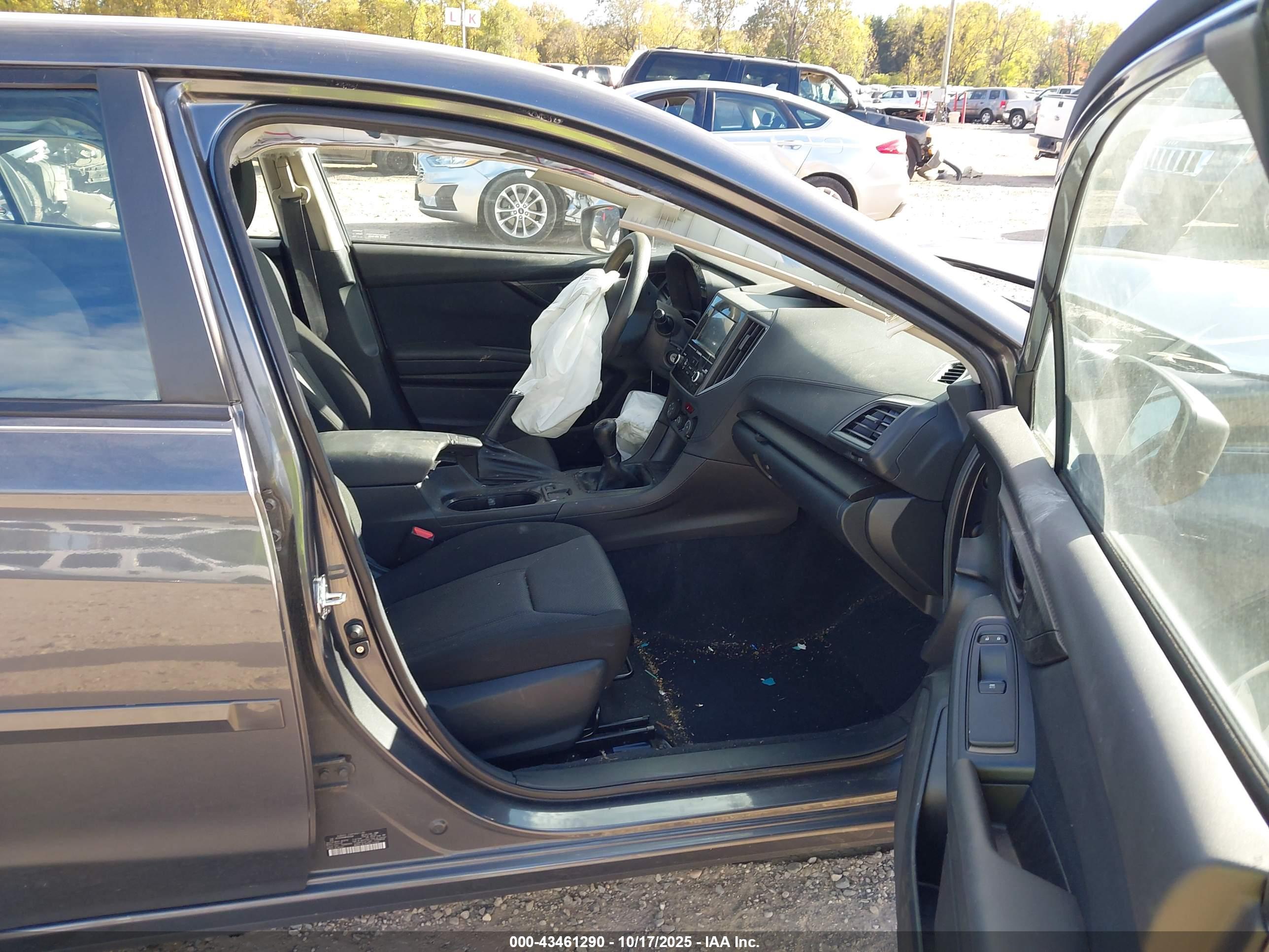 SUBARU IMPREZA image 5