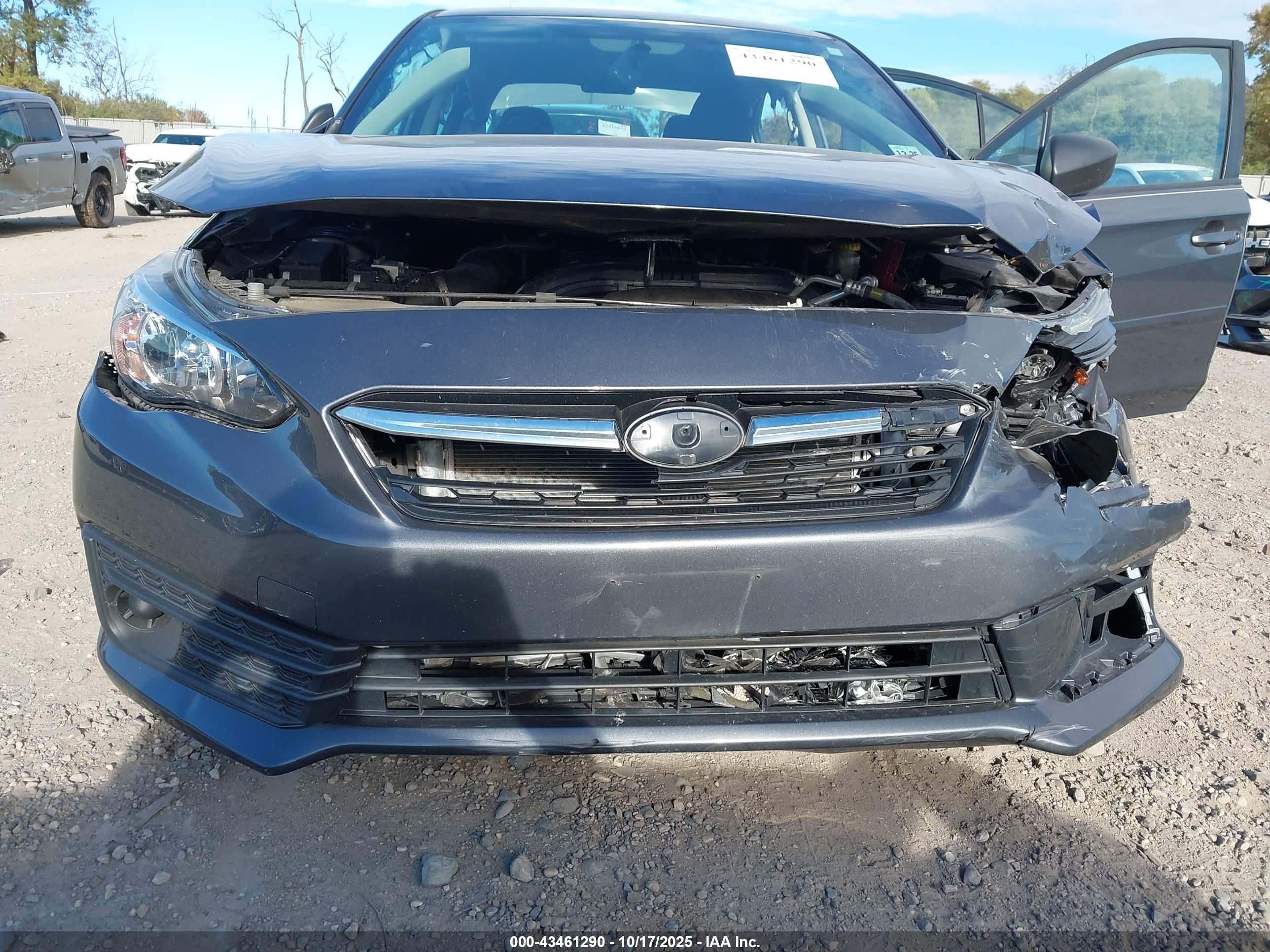 SUBARU IMPREZA image 6