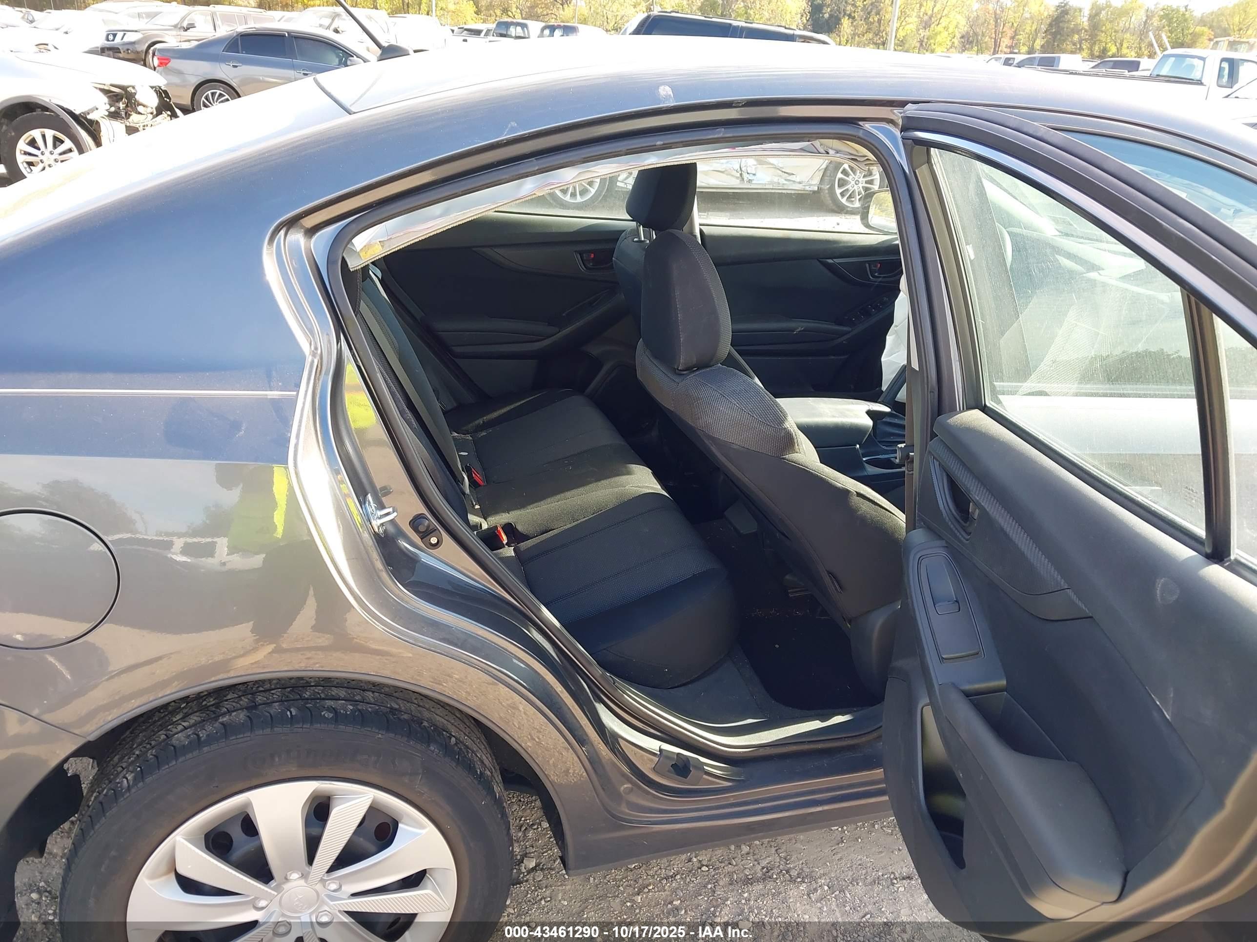 SUBARU IMPREZA image 8