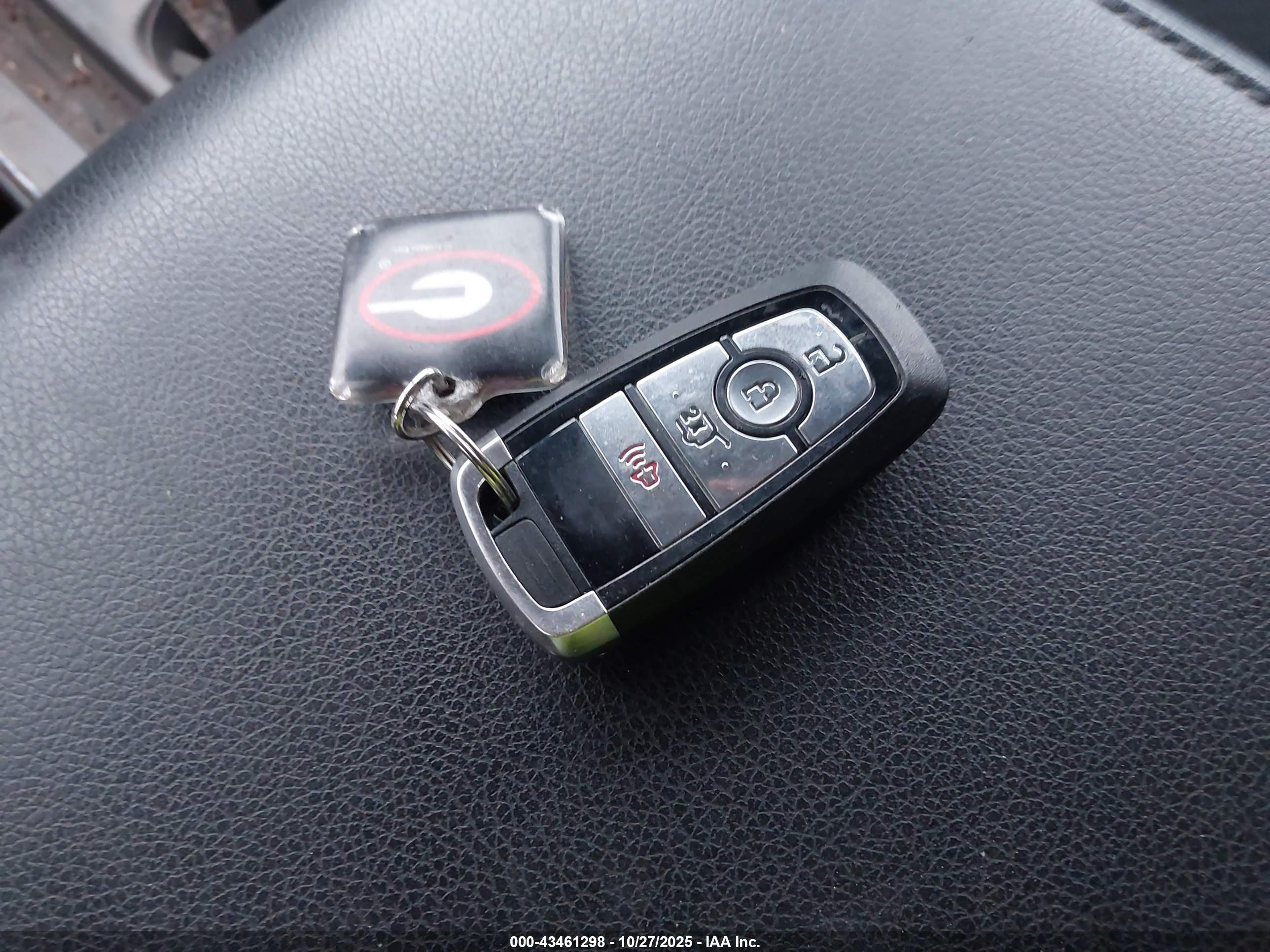 FORD EXPEDITION image 11