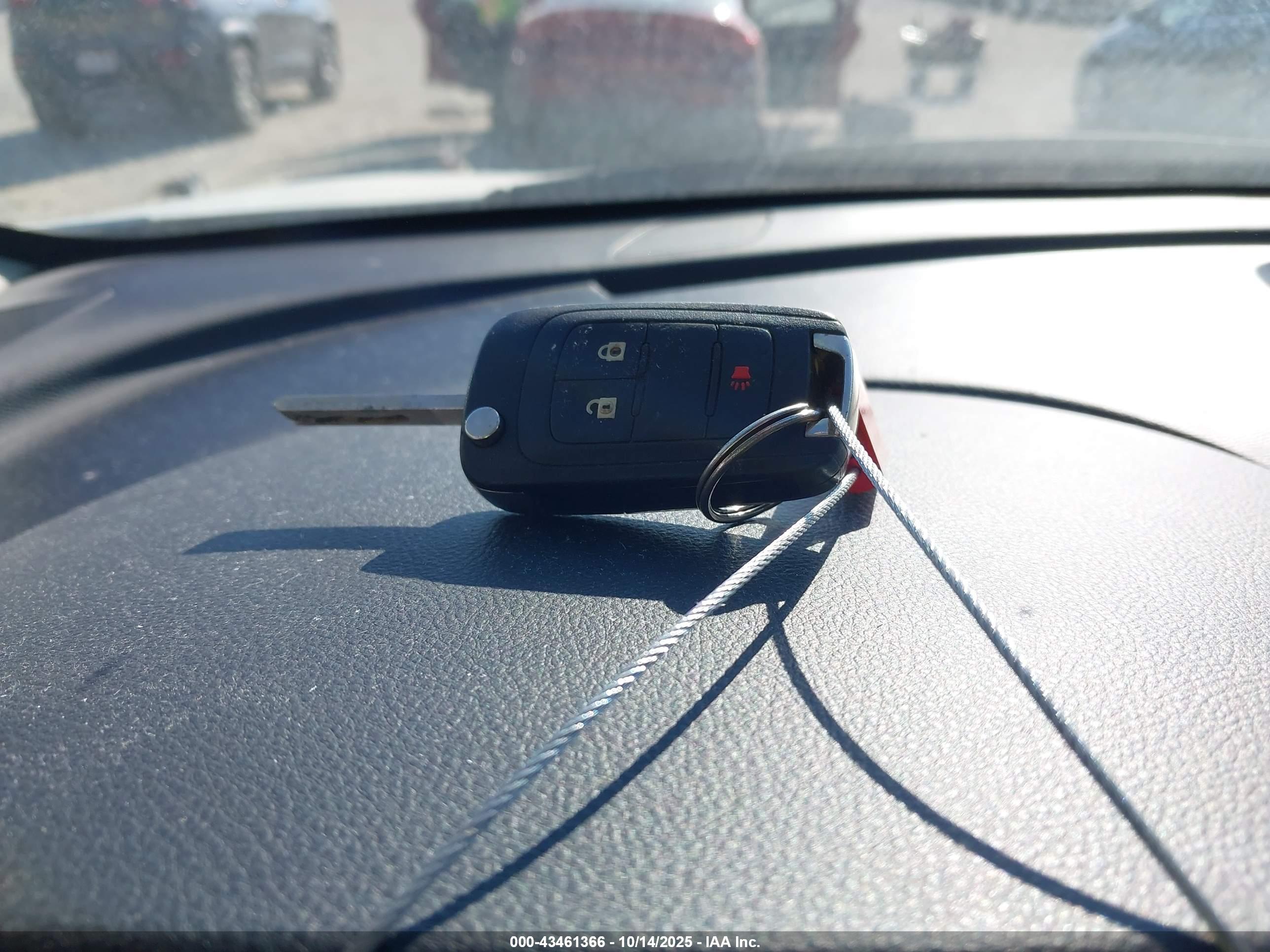 CHEVROLET EQUINOX image 11