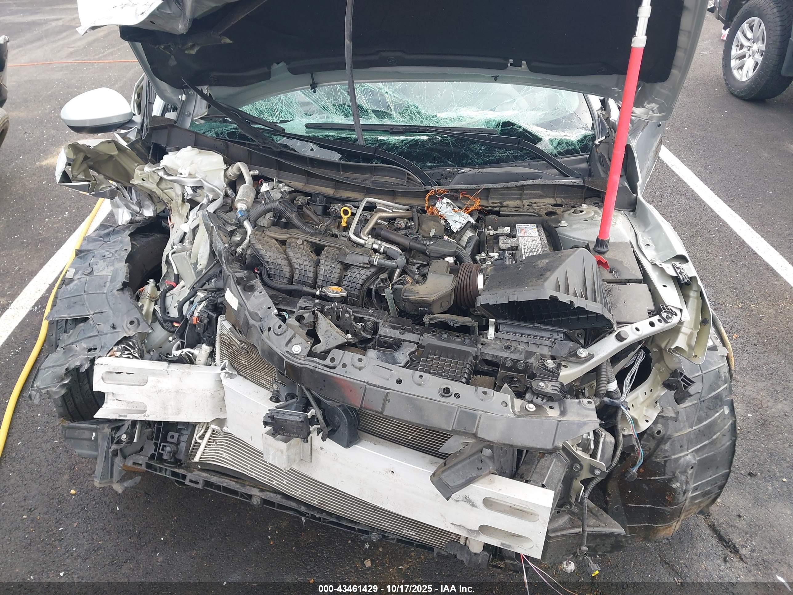 NISSAN ALTIMA image 10