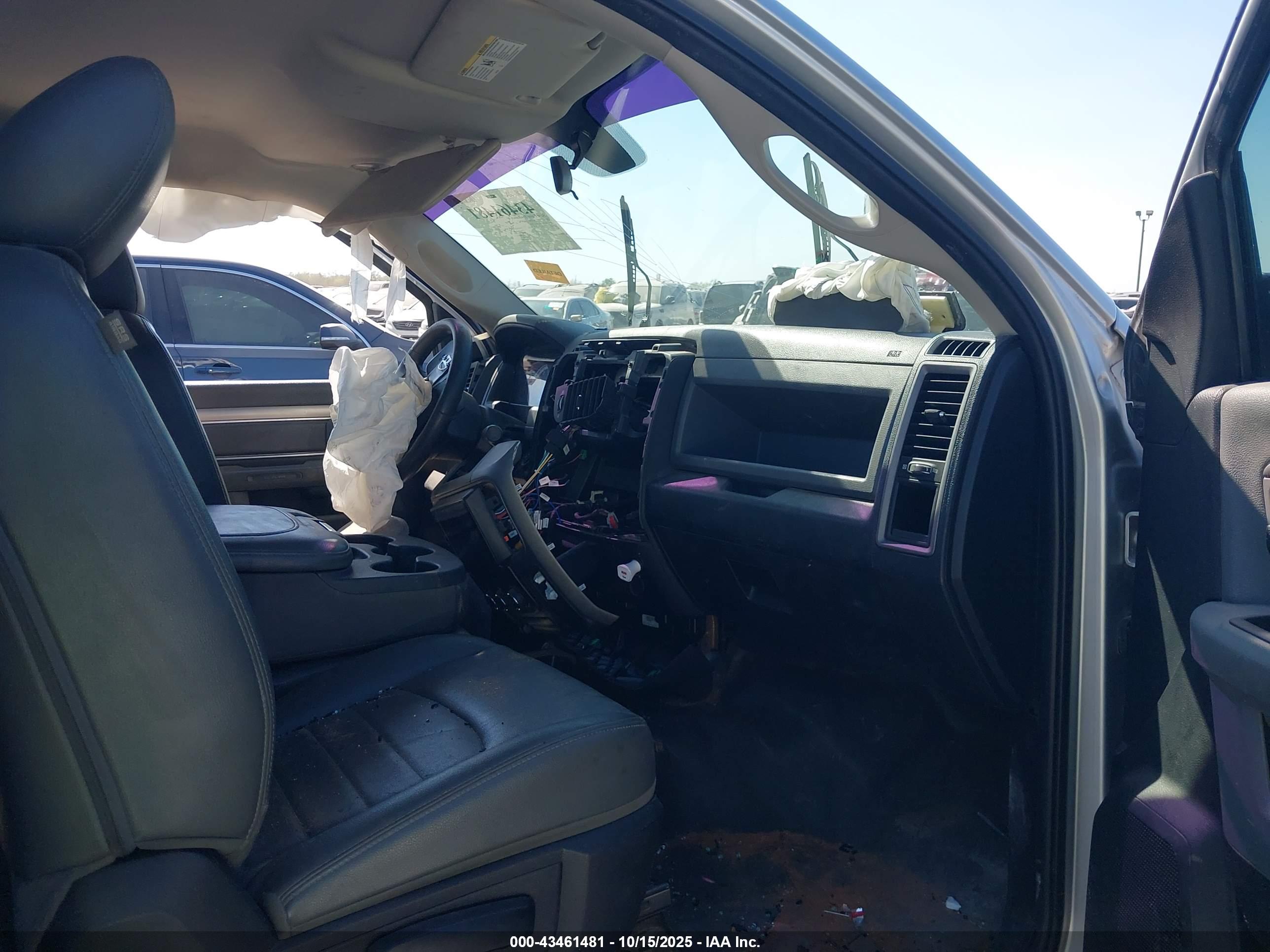 RAM 3500 image 8