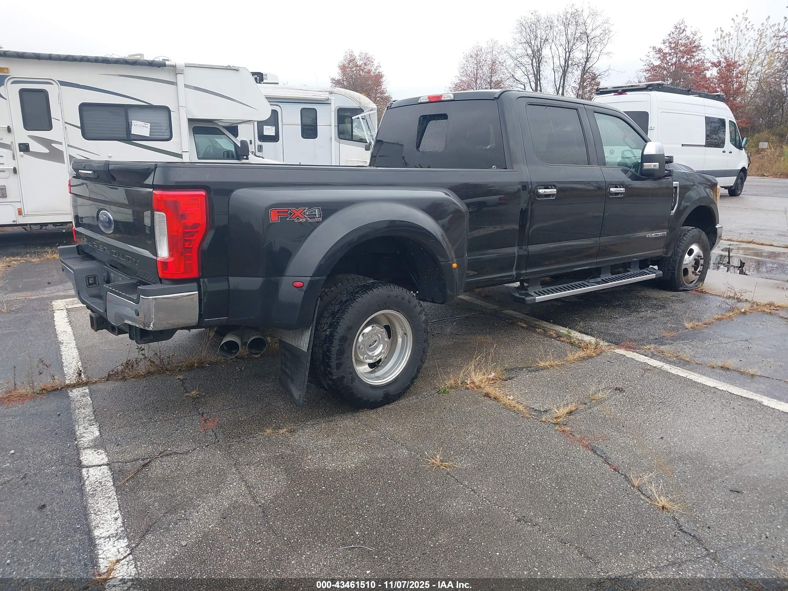 FORD F-350 image 4