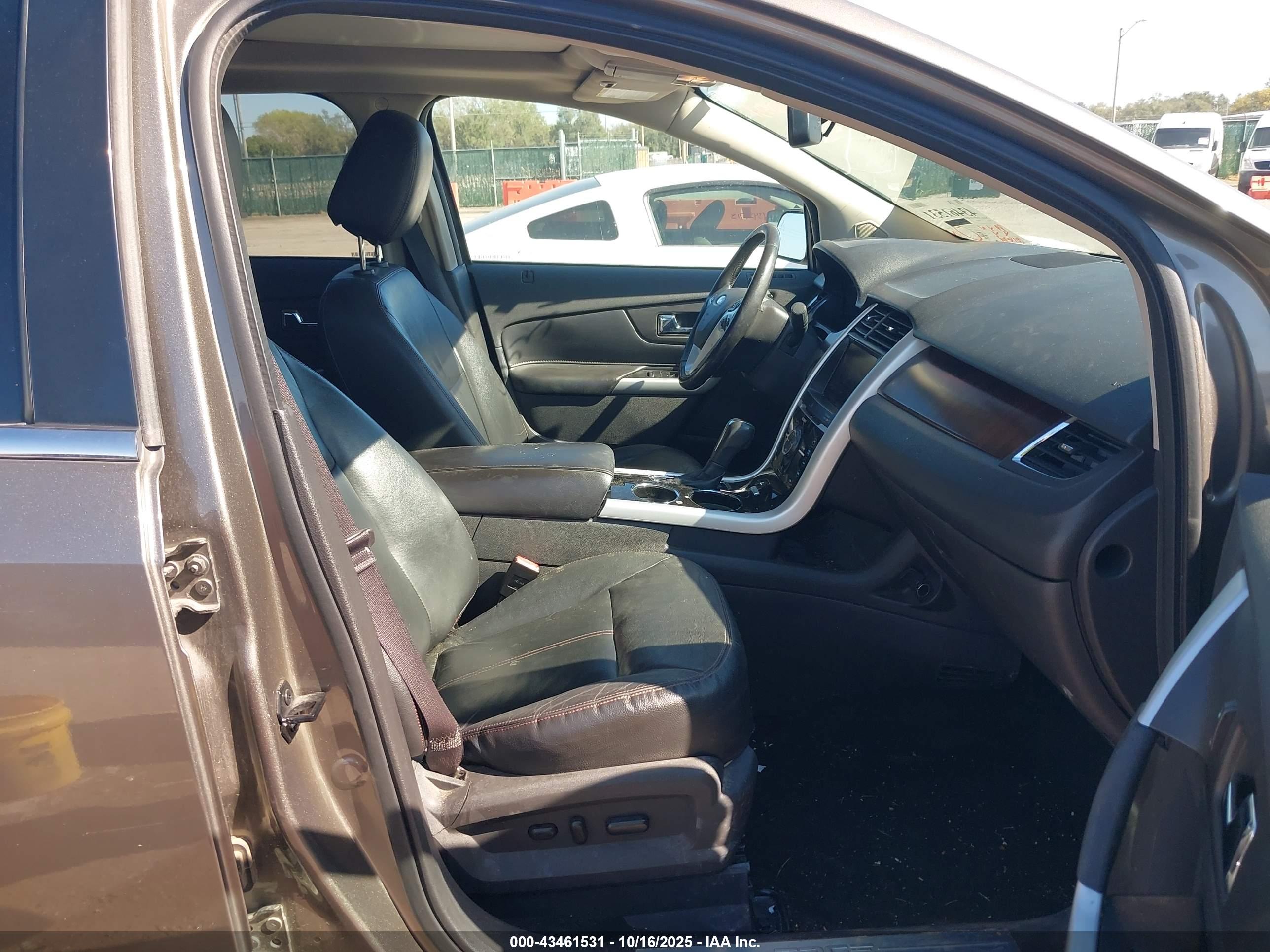 FORD EDGE image 5