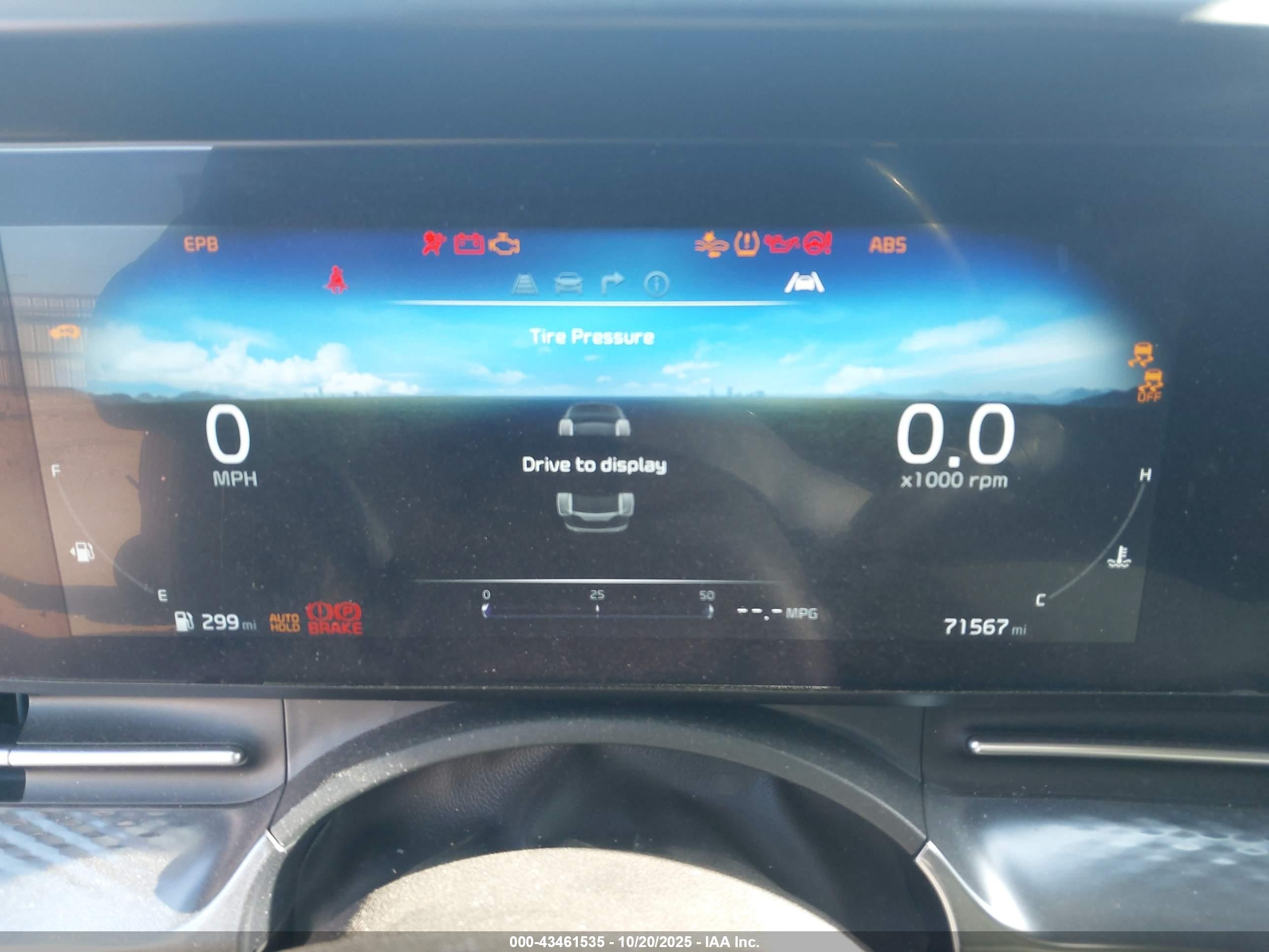 KIA CARNIVAL image 7
