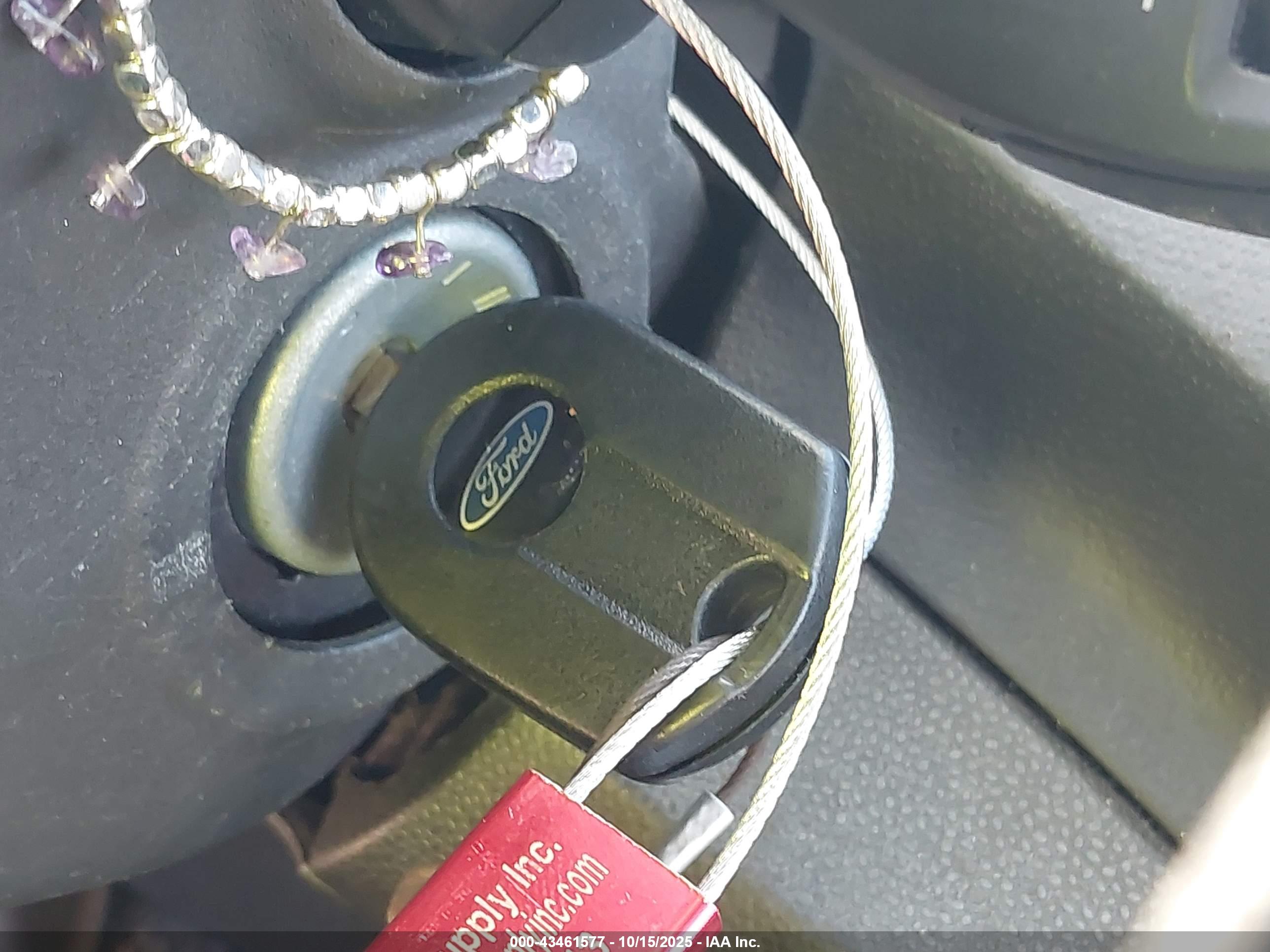 FORD FIESTA image 11