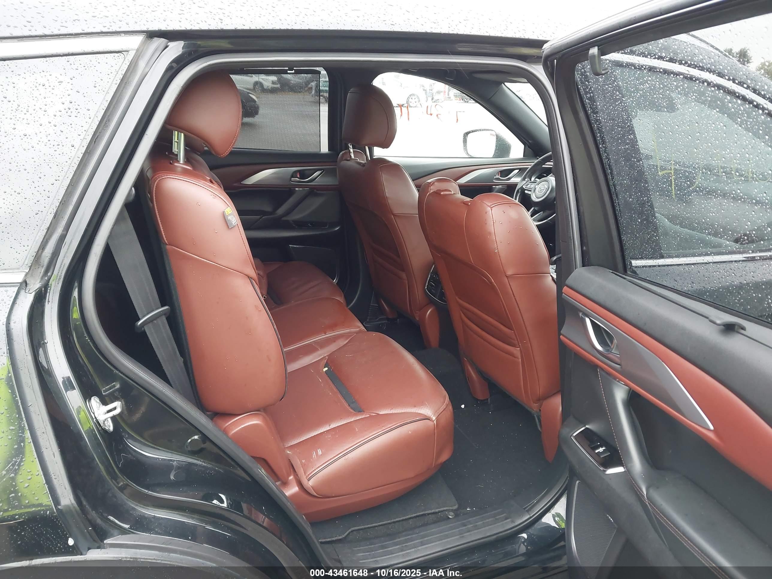MAZDA CX-9 image 8