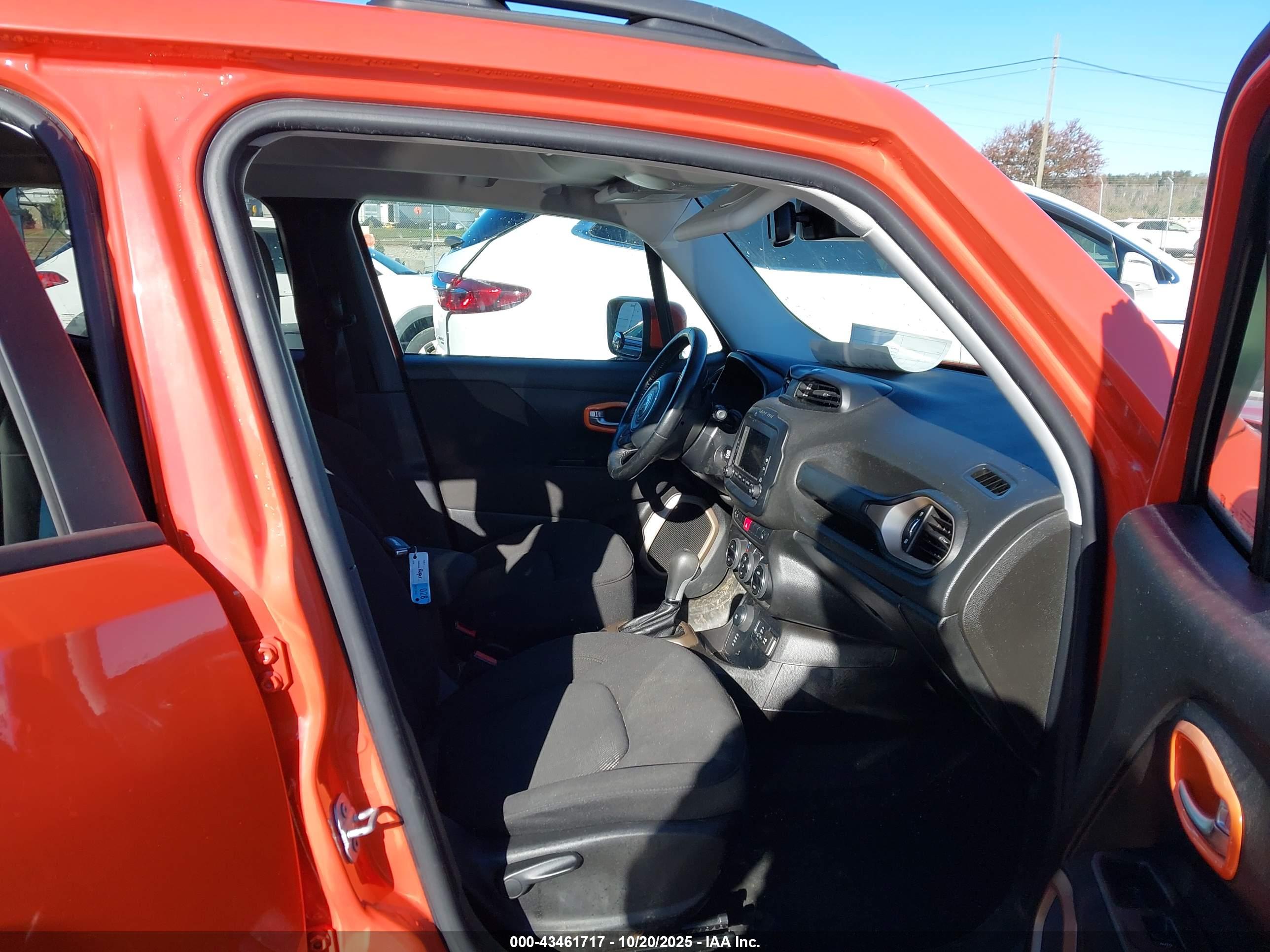 JEEP RENEGADE image 5
