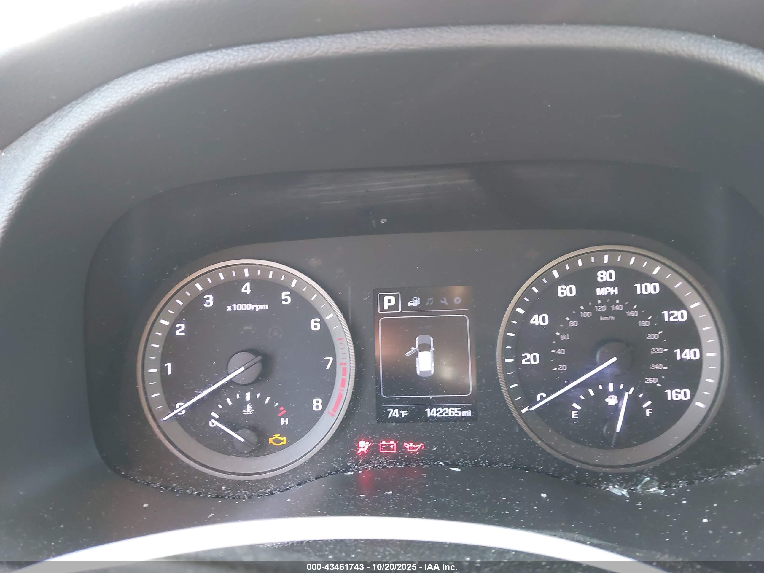 HYUNDAI TUCSON image 7