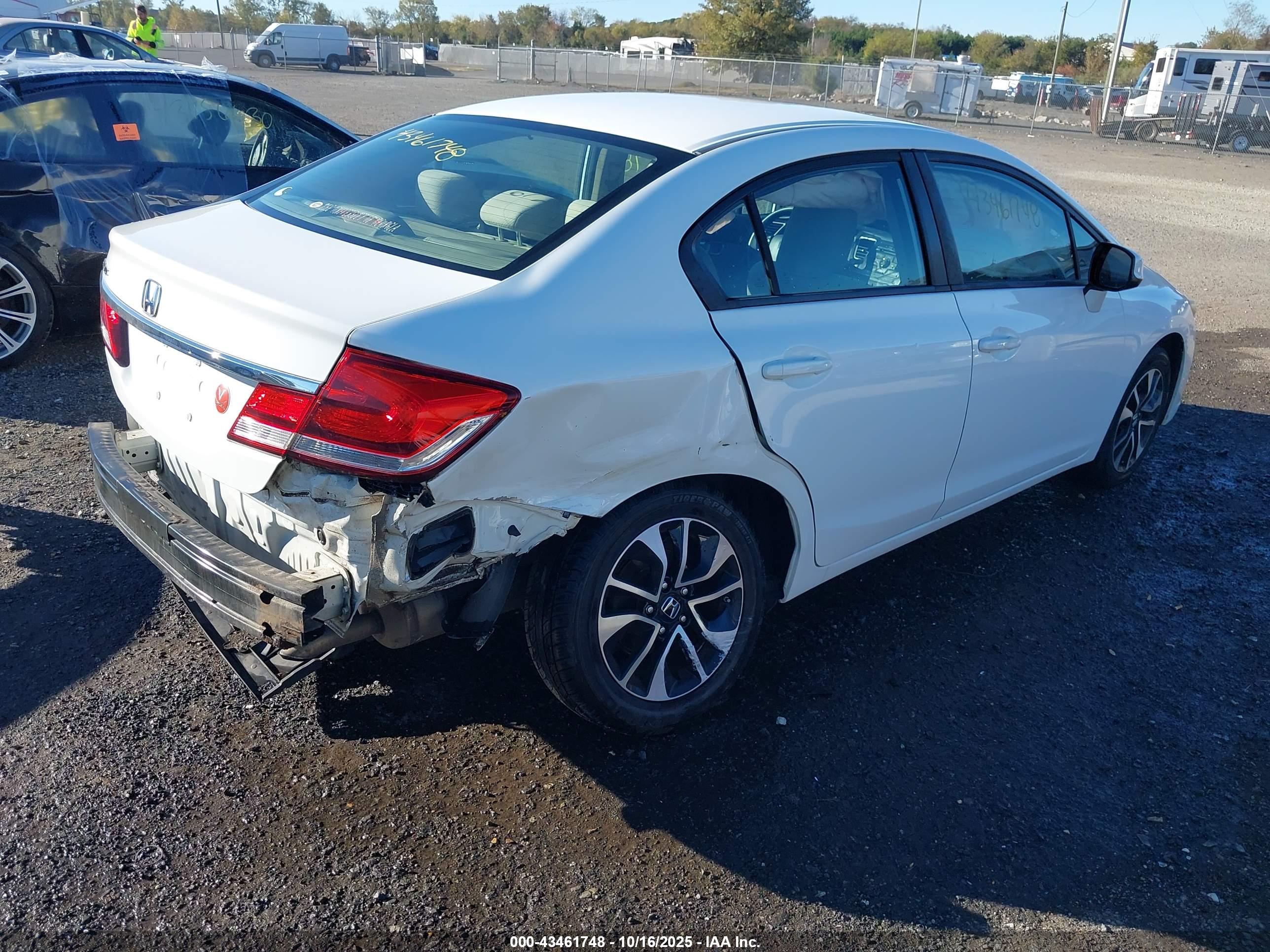 HONDA CIVIC image 4